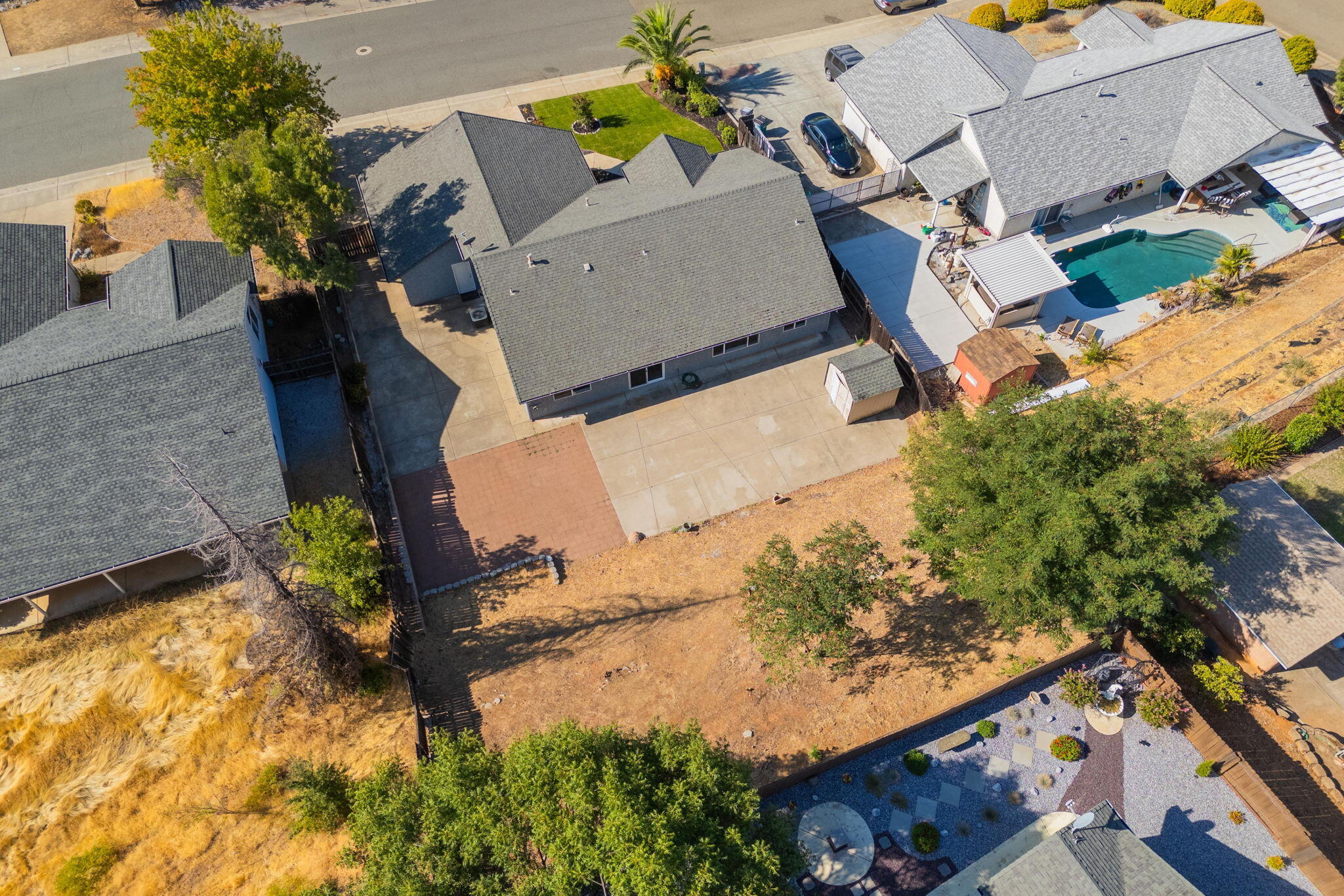 property viewer photo 46