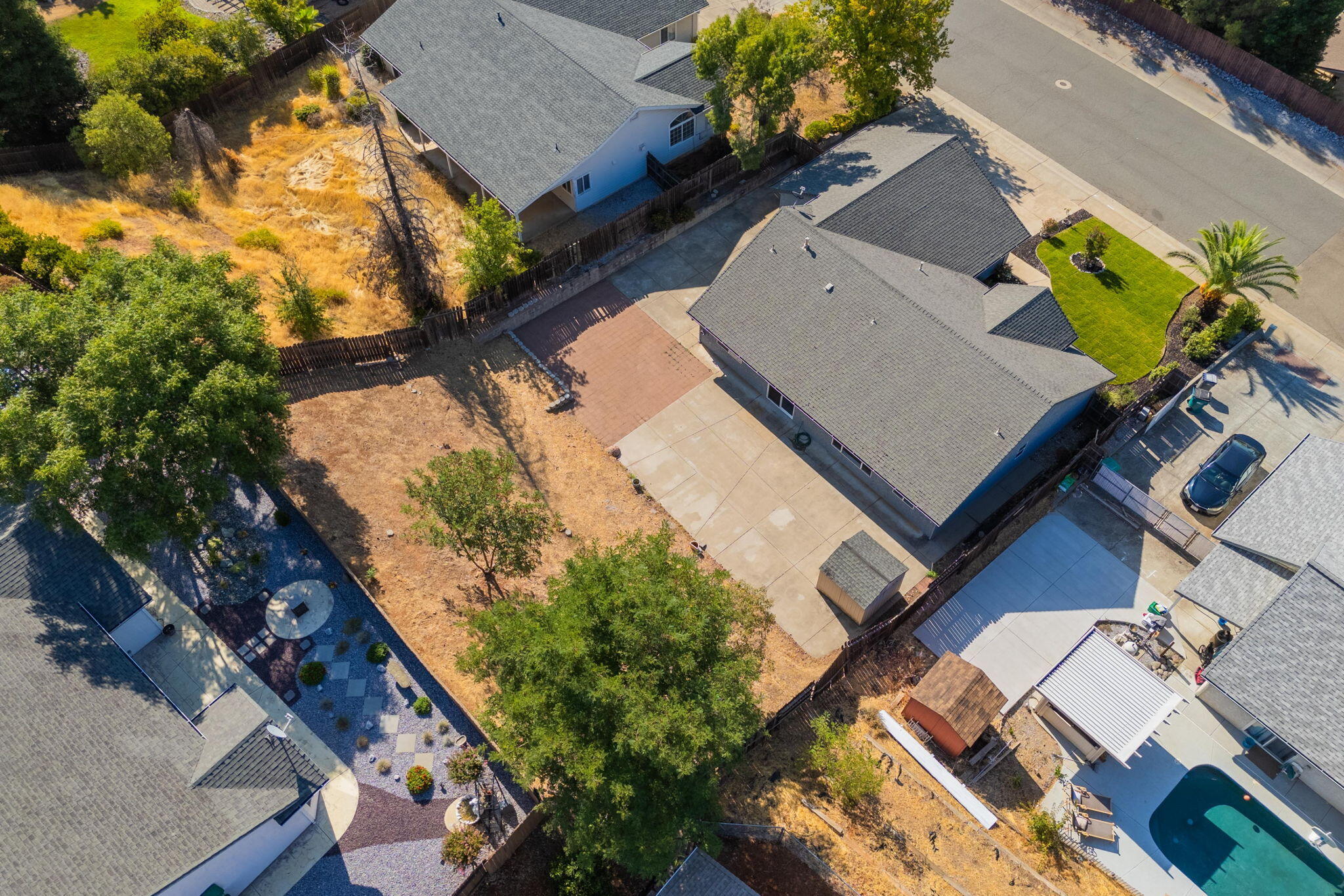 property viewer photo 47