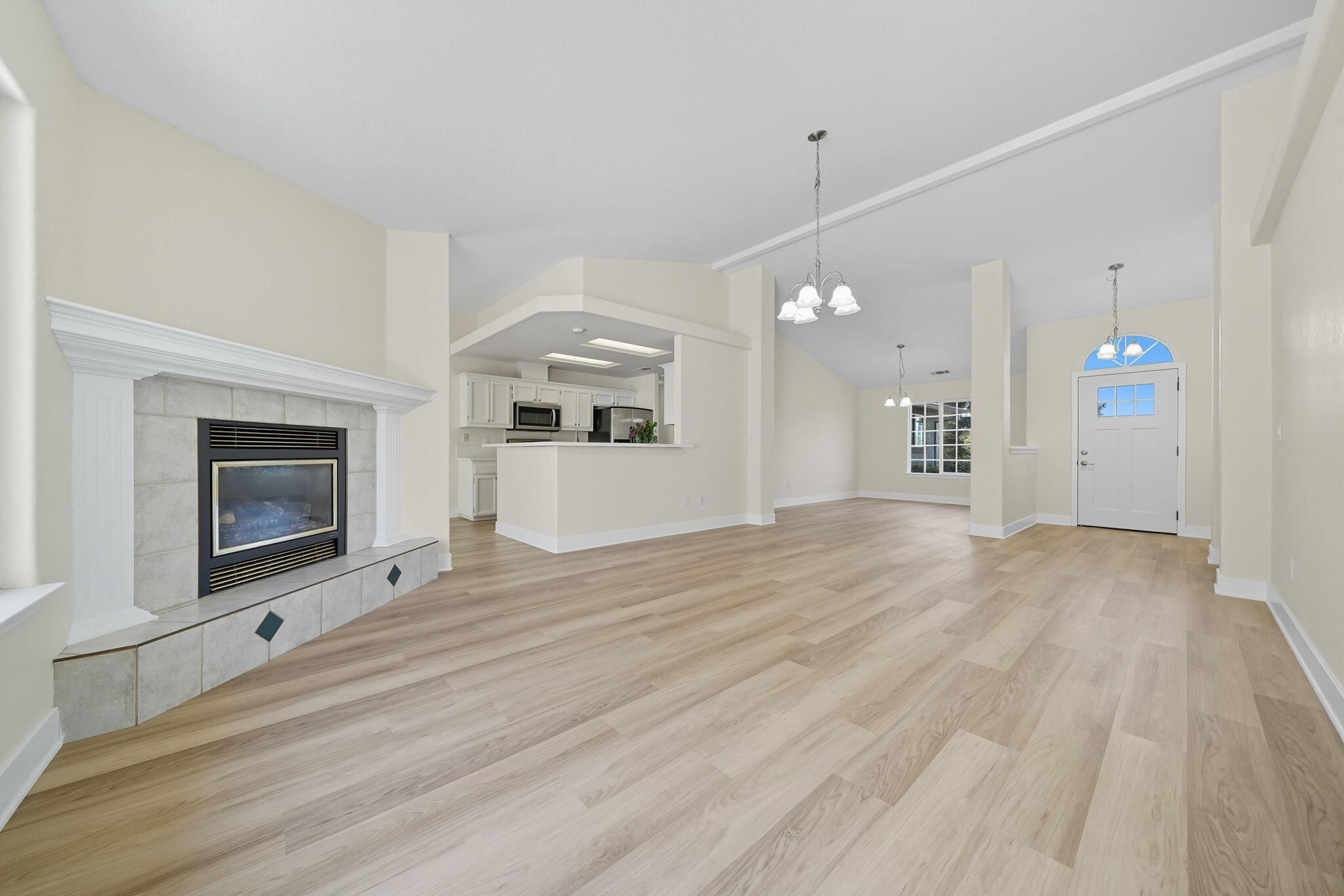 property viewer photo 8