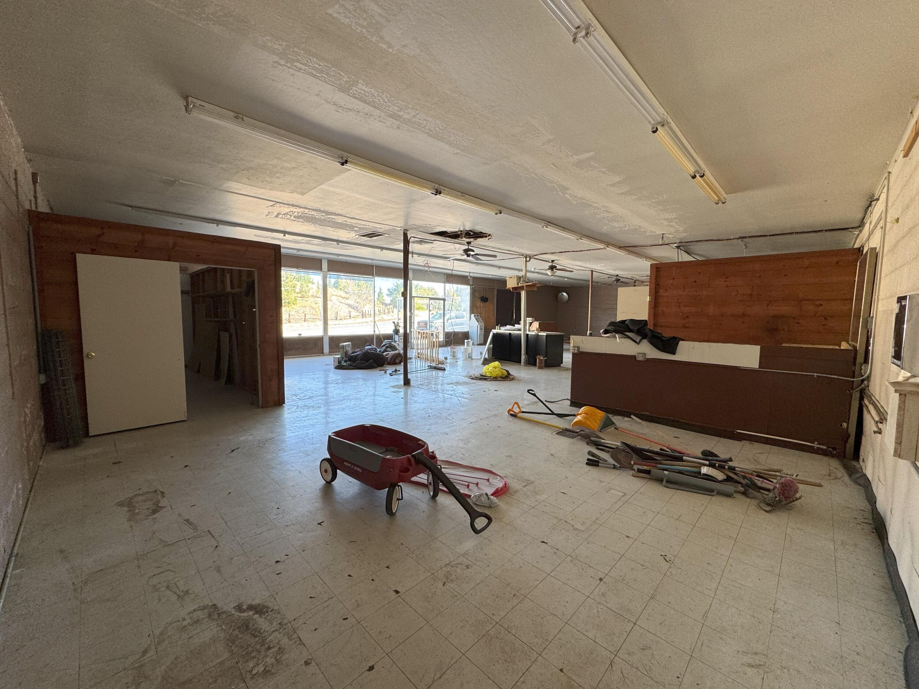 main property photo 7