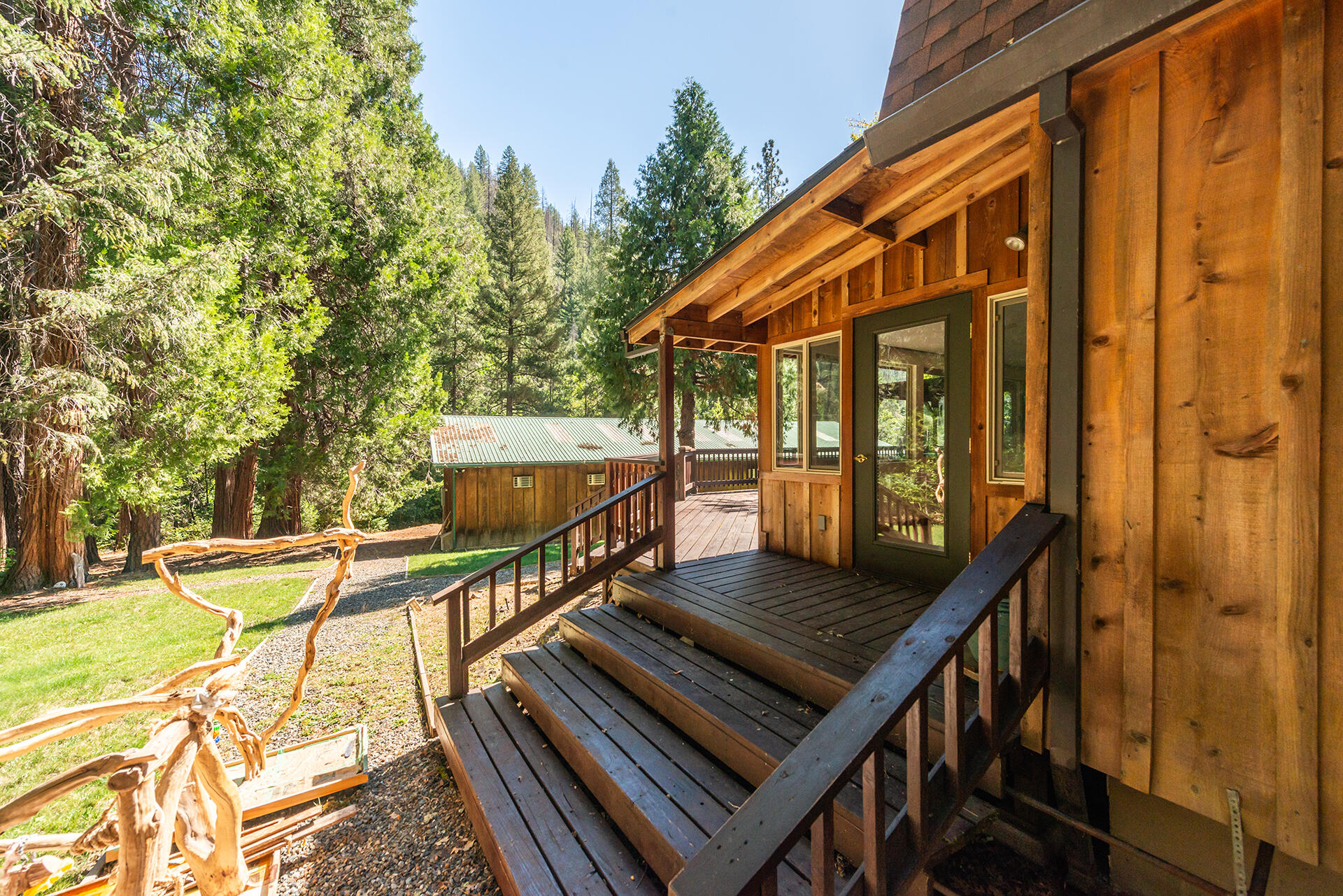 main property photo 59
