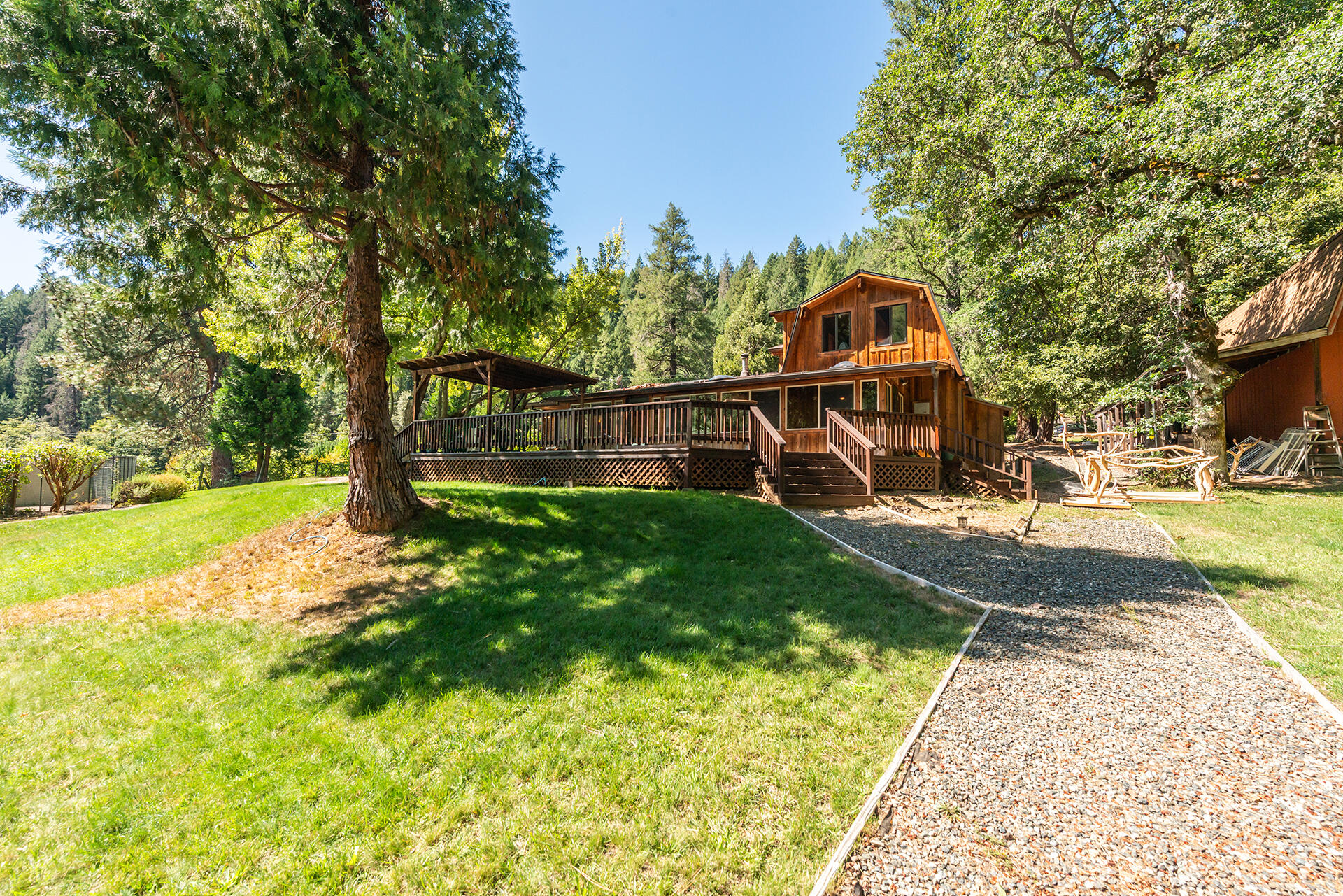 main property photo 67