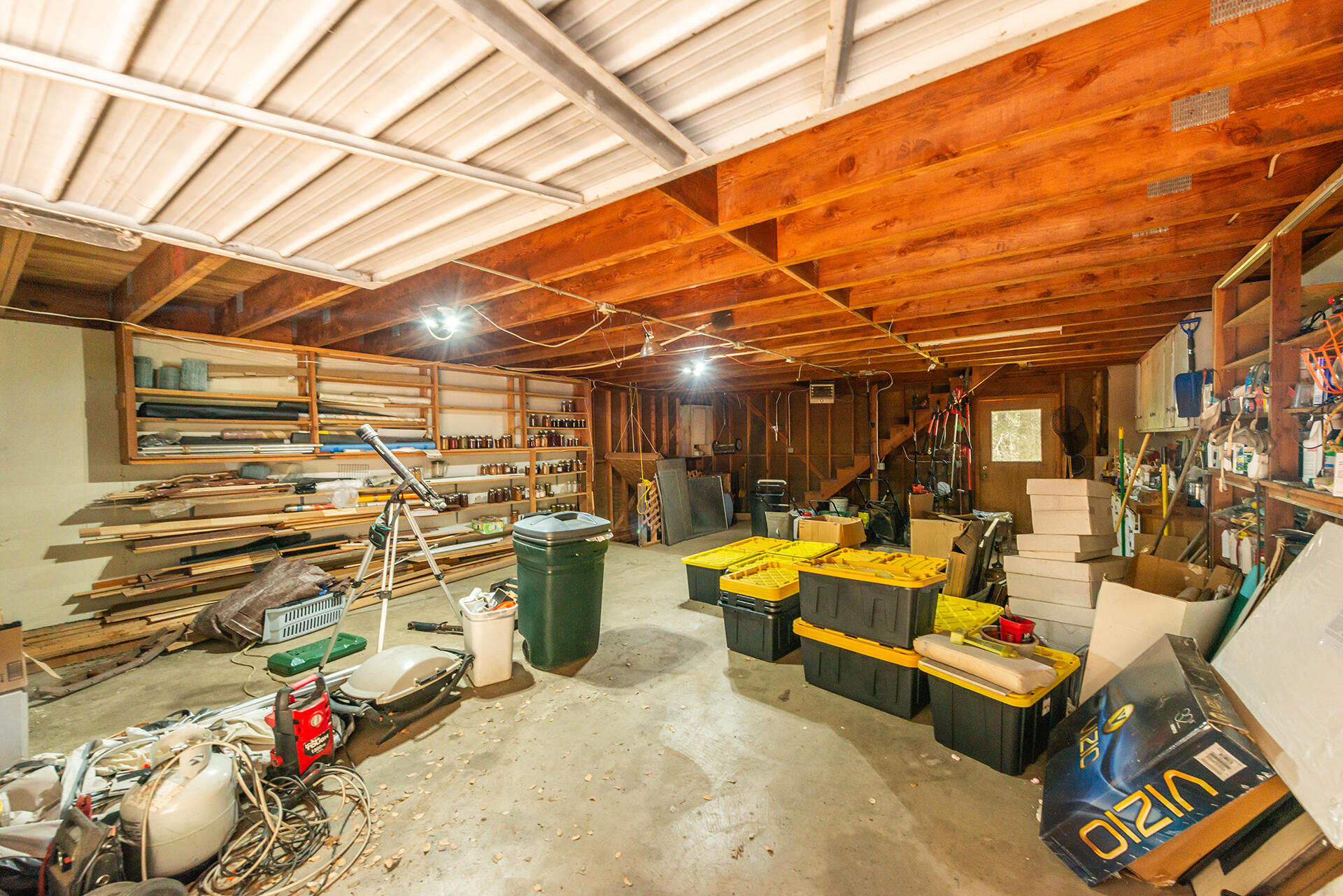main property photo 74