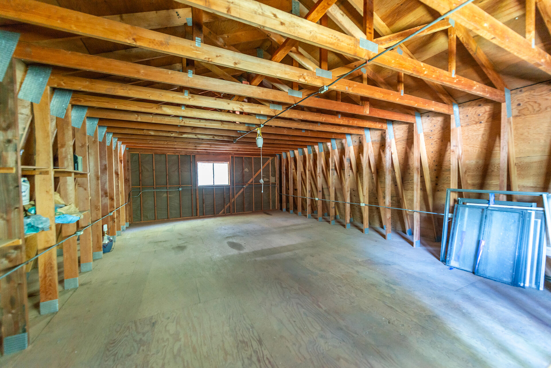 main property photo 75