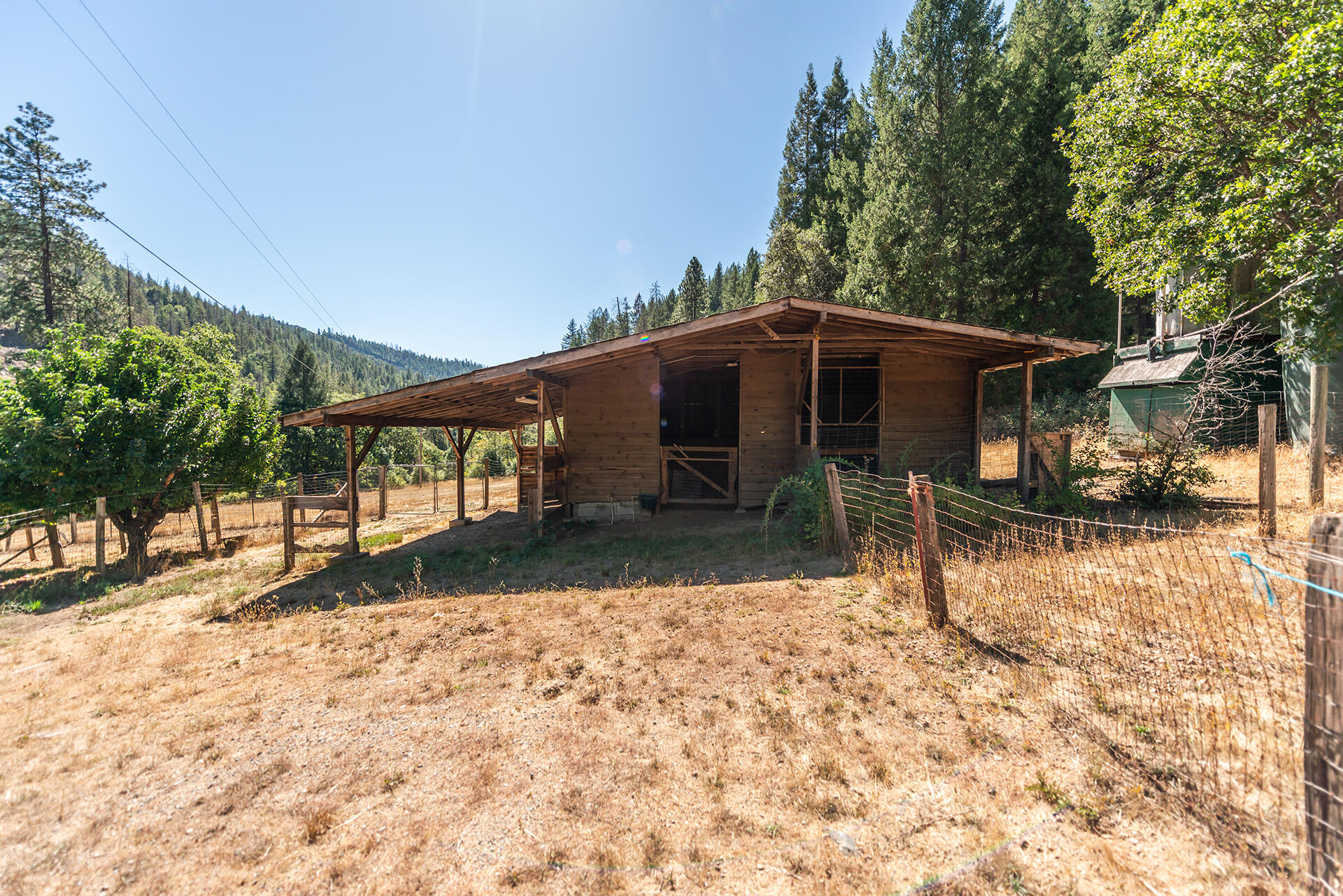 main property photo 85