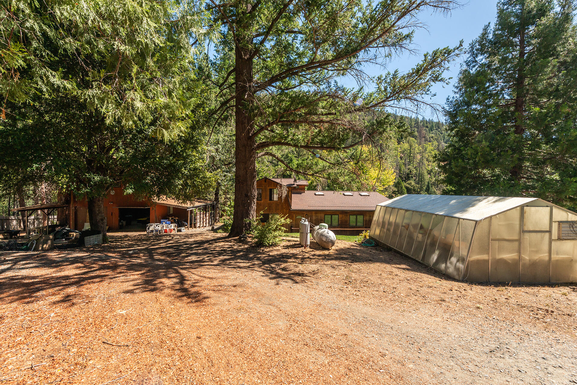 main property photo 92