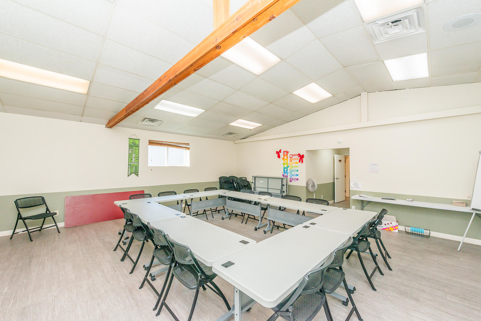 main property photo 19