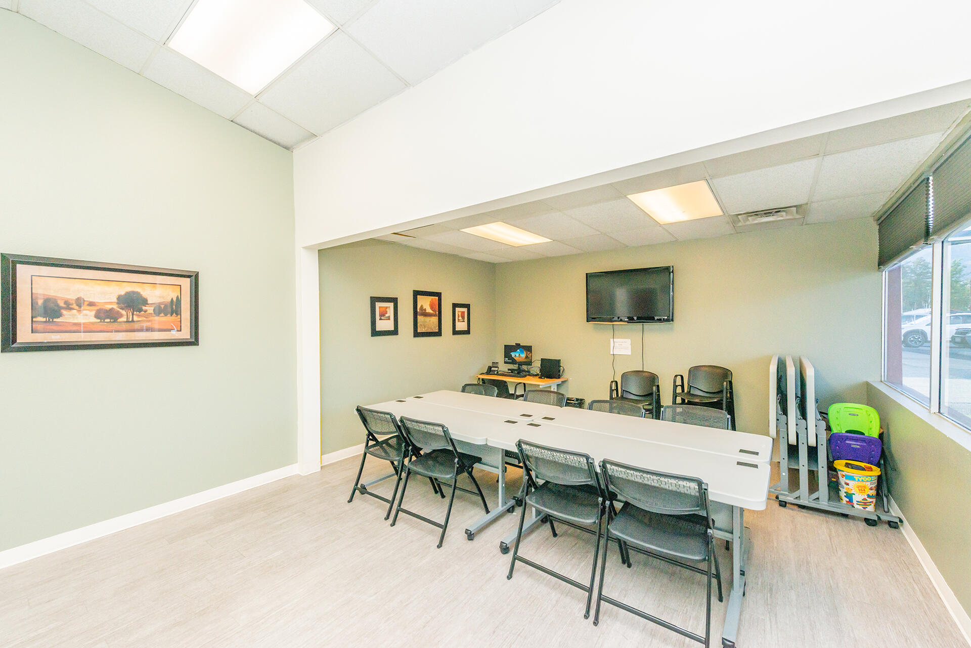 main property photo 26