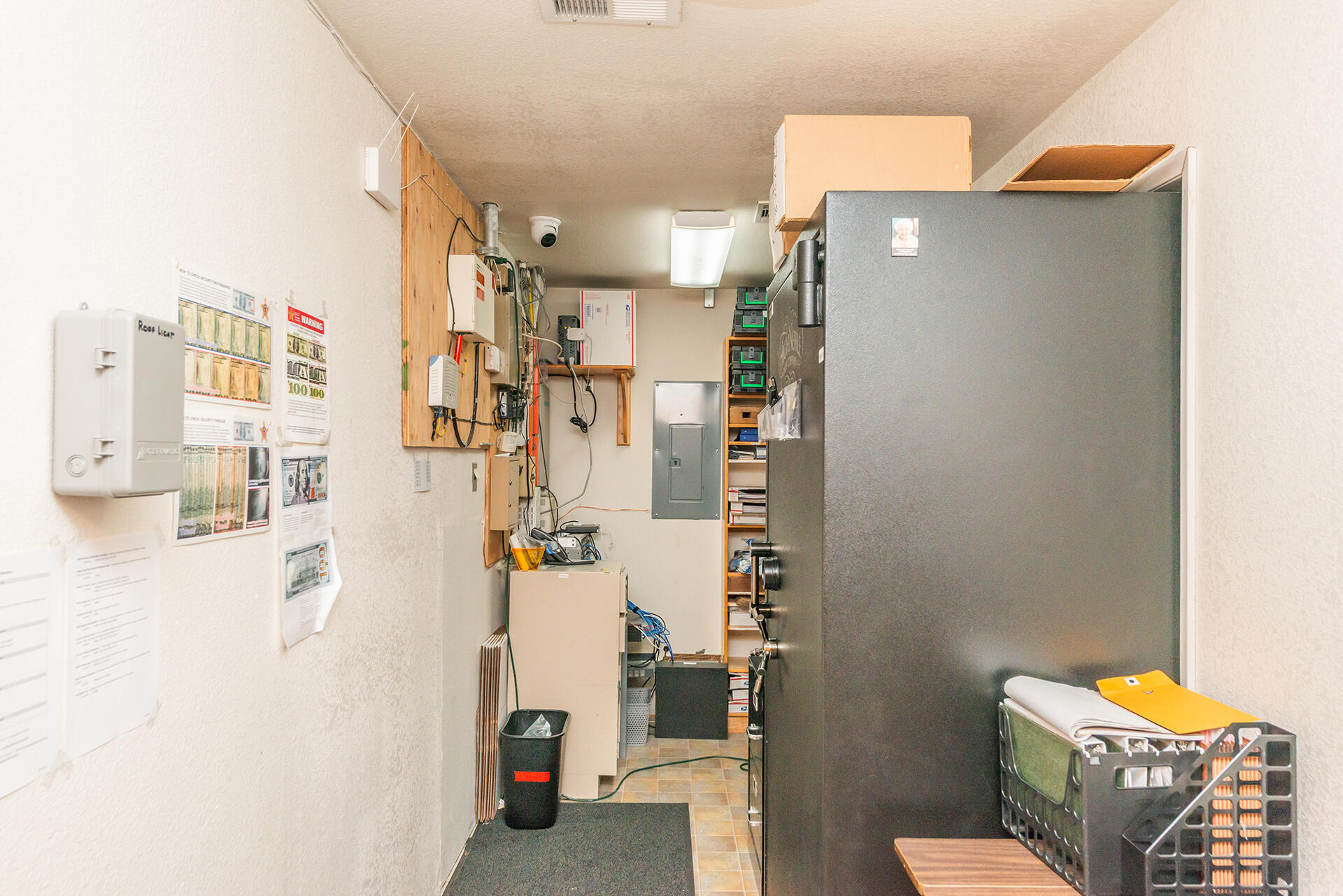 main property photo 35