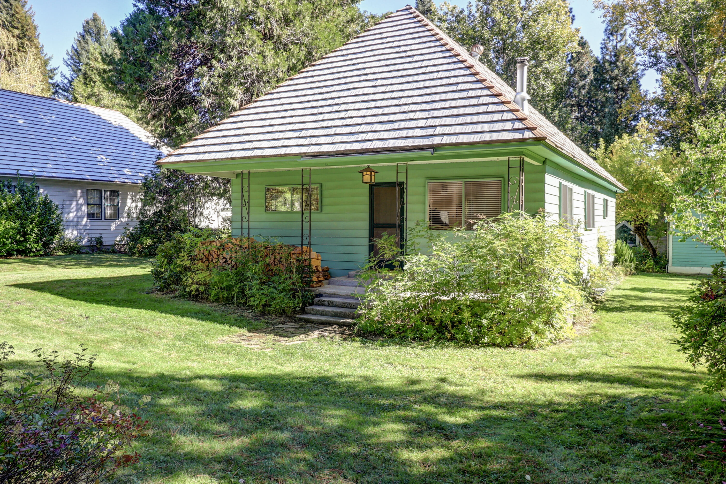main property photo 42