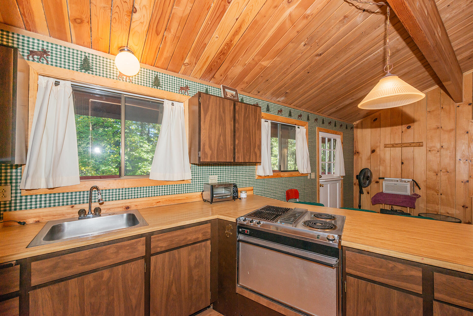 main property photo 16