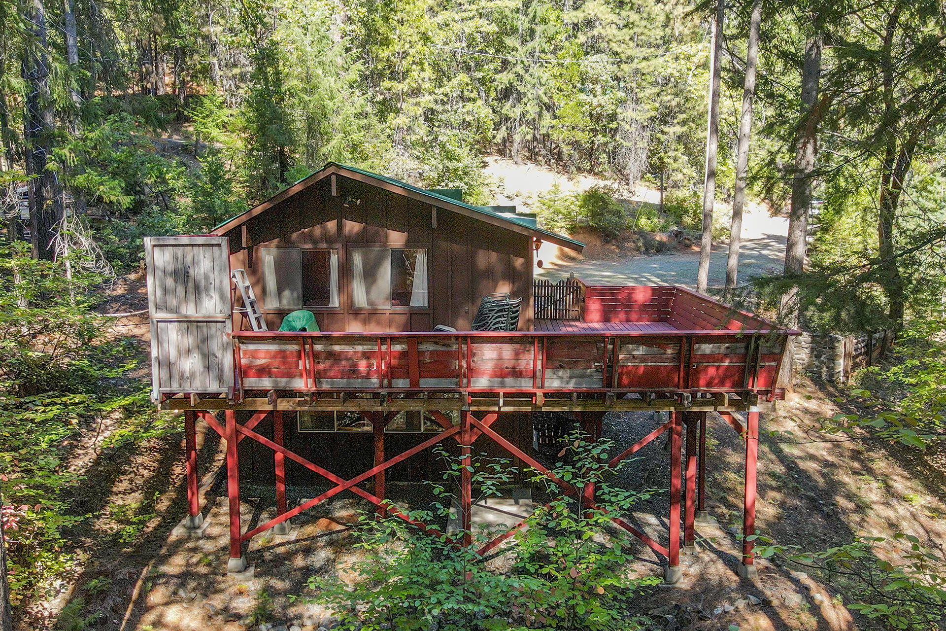 main property photo 3
