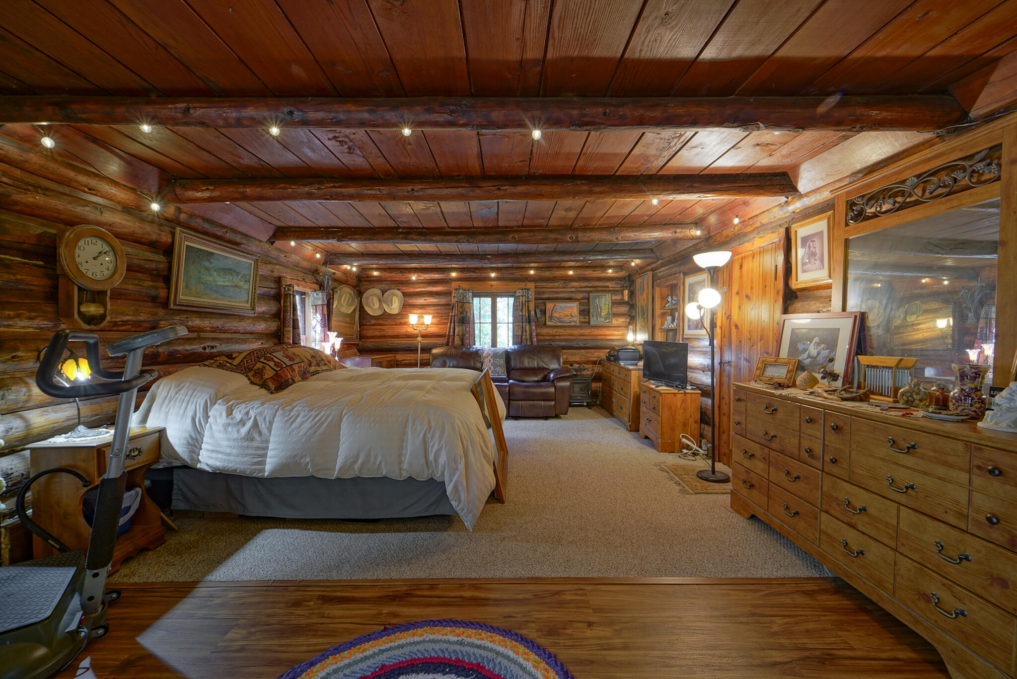main property photo 36