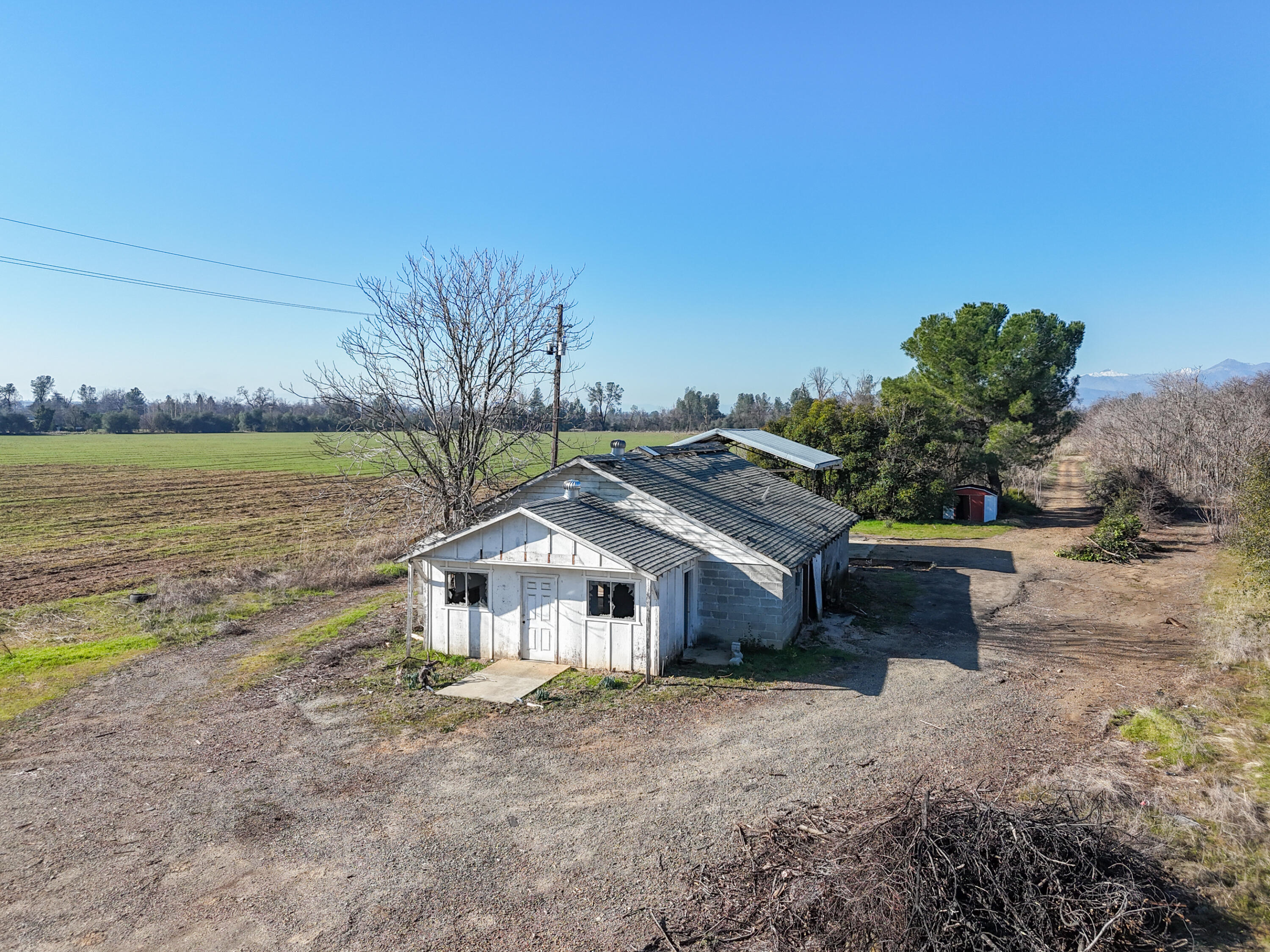 main property photo 15