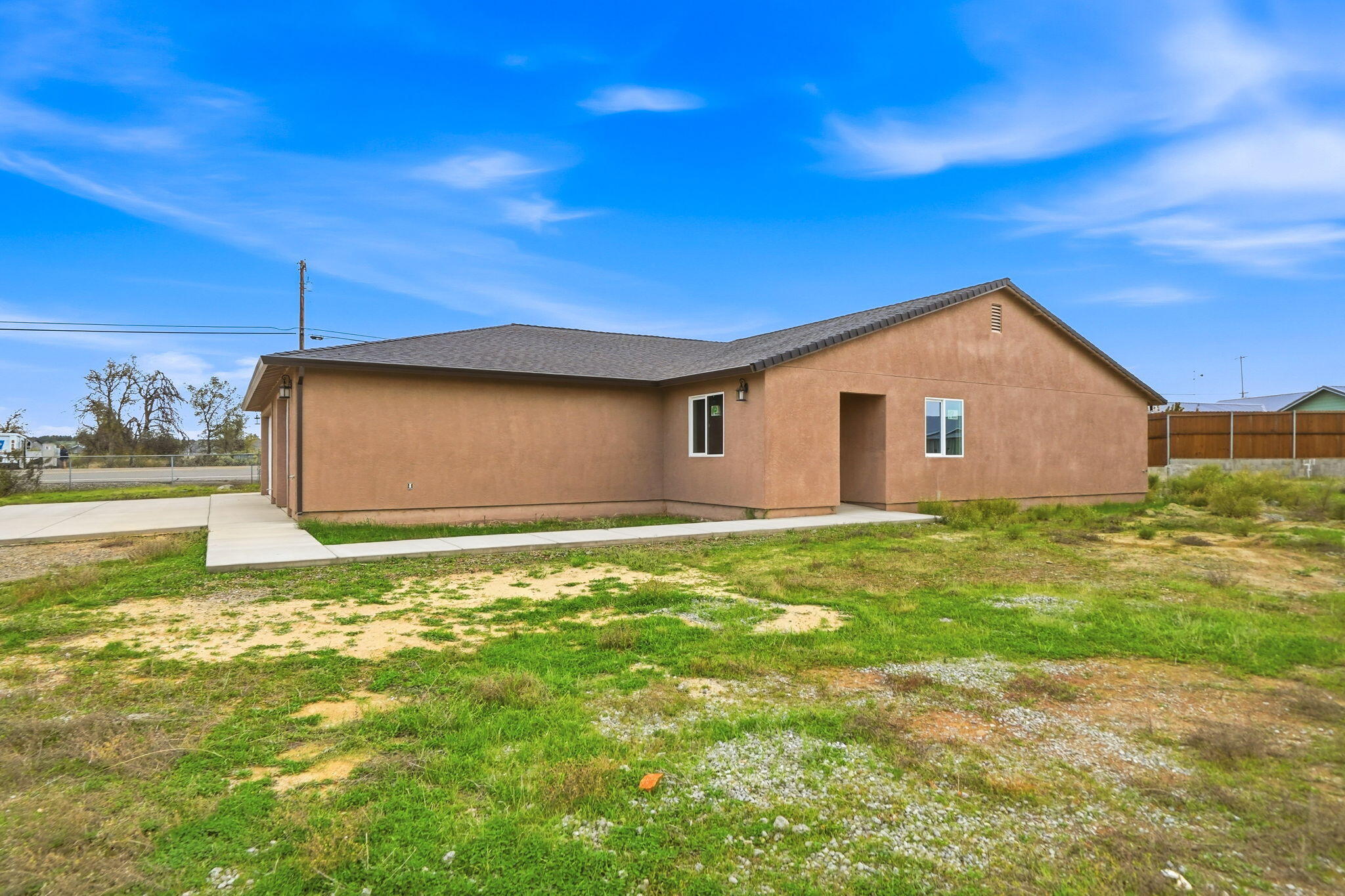 main property photo 47