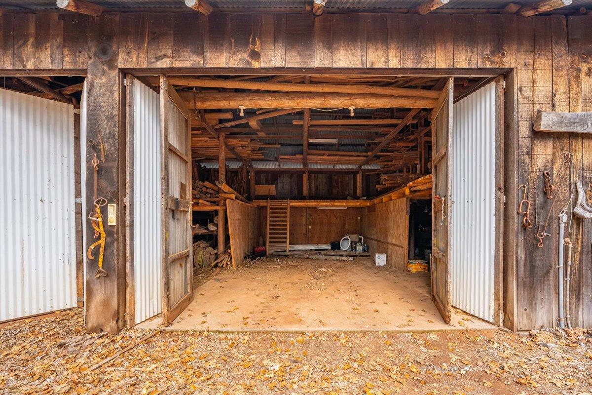 main property photo 119