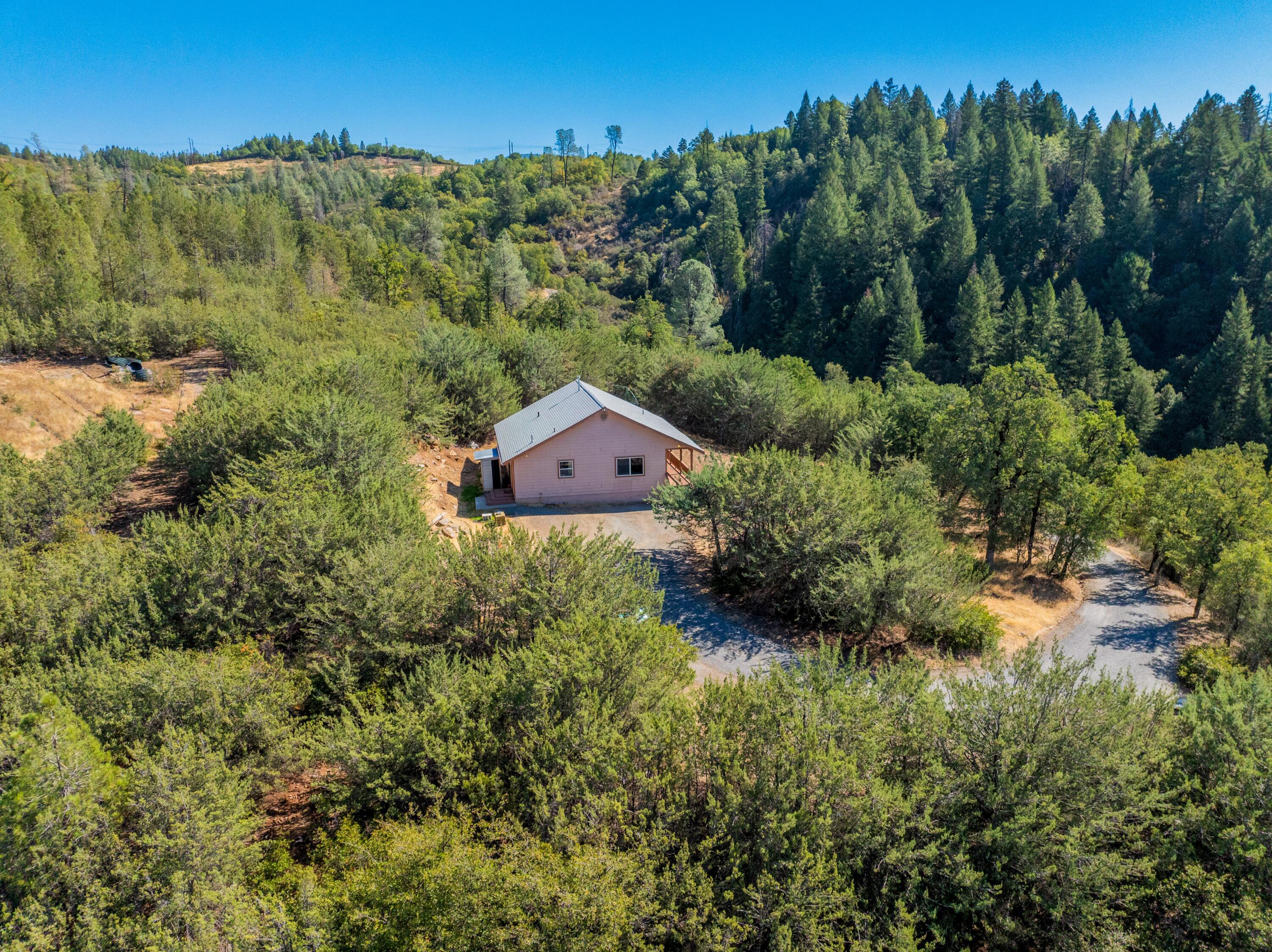 main property photo 13