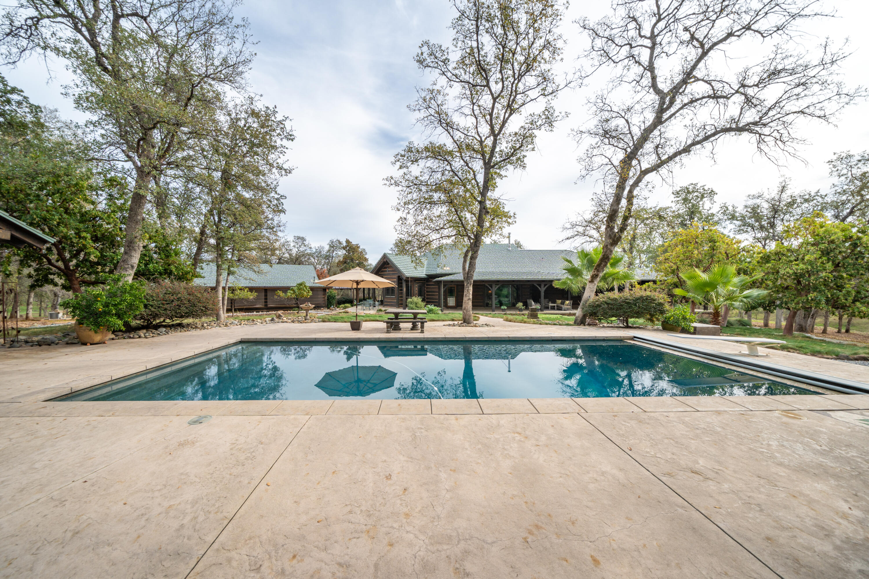 main property photo 83
