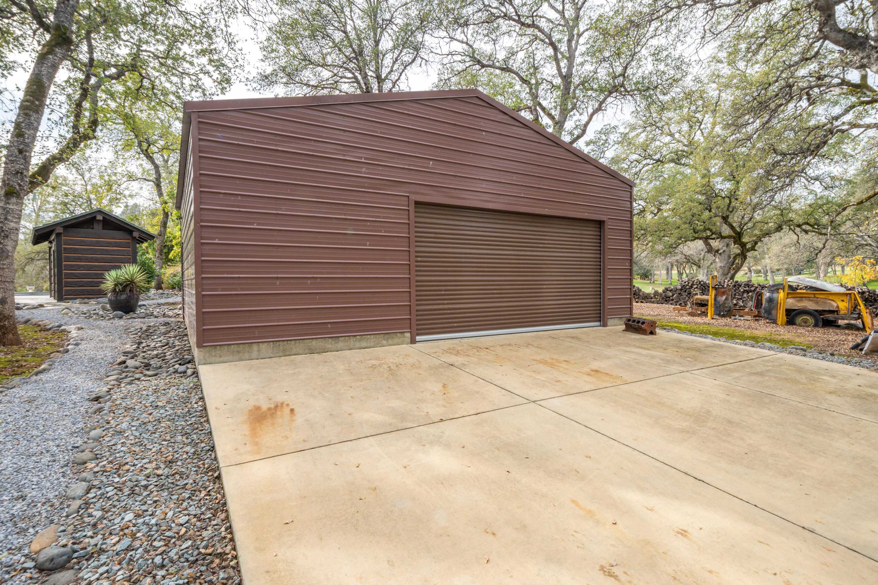 main property photo 89