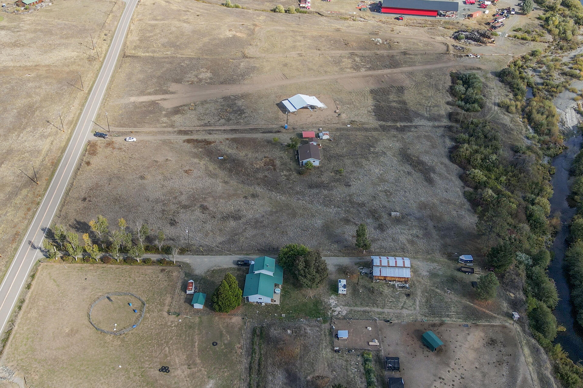 main property photo 6