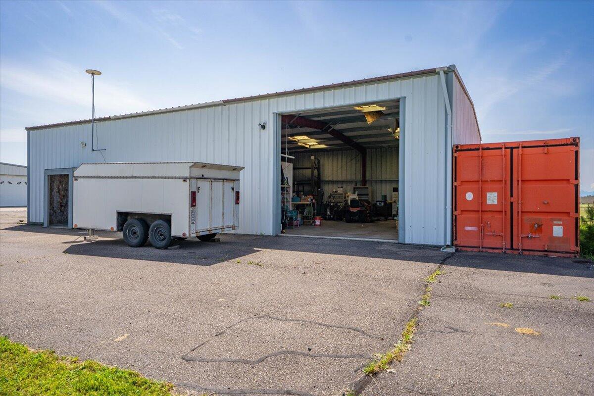 main property photo 43