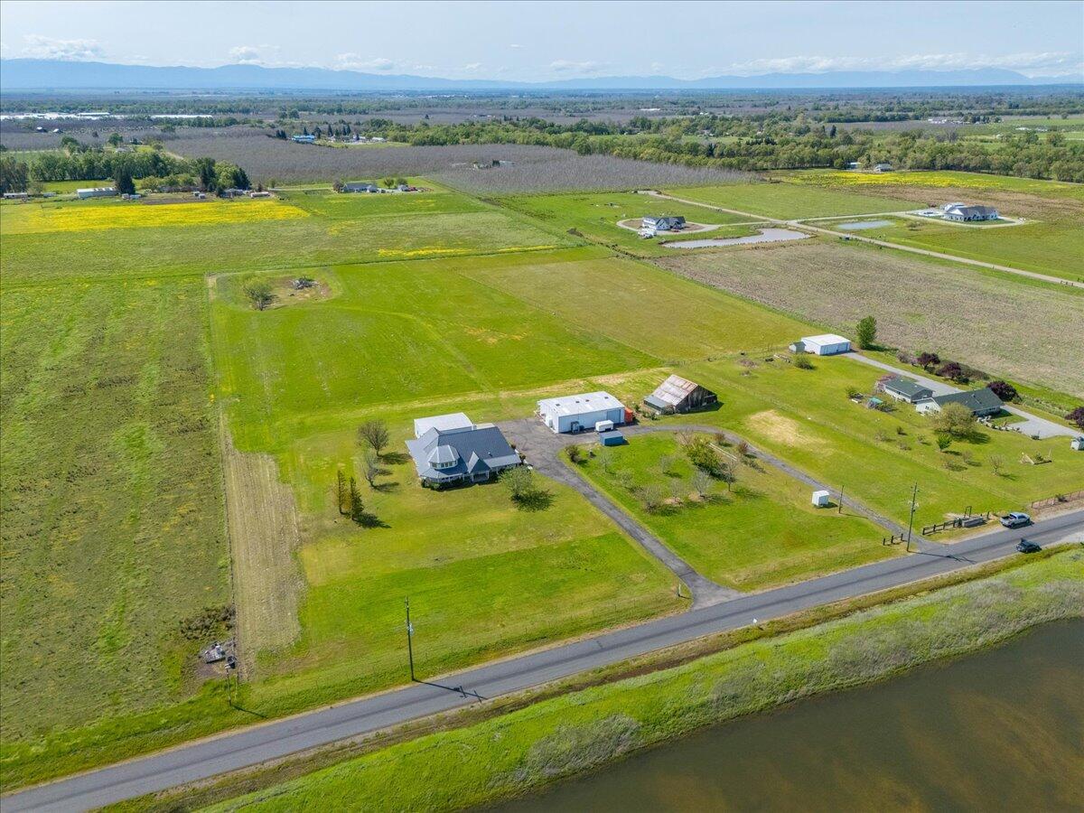 main property photo 57
