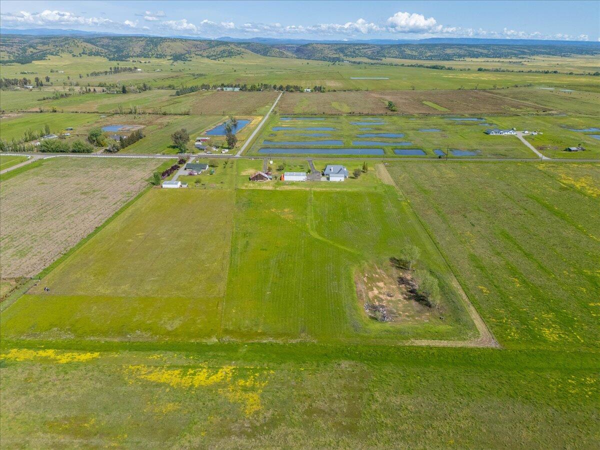 main property photo 60