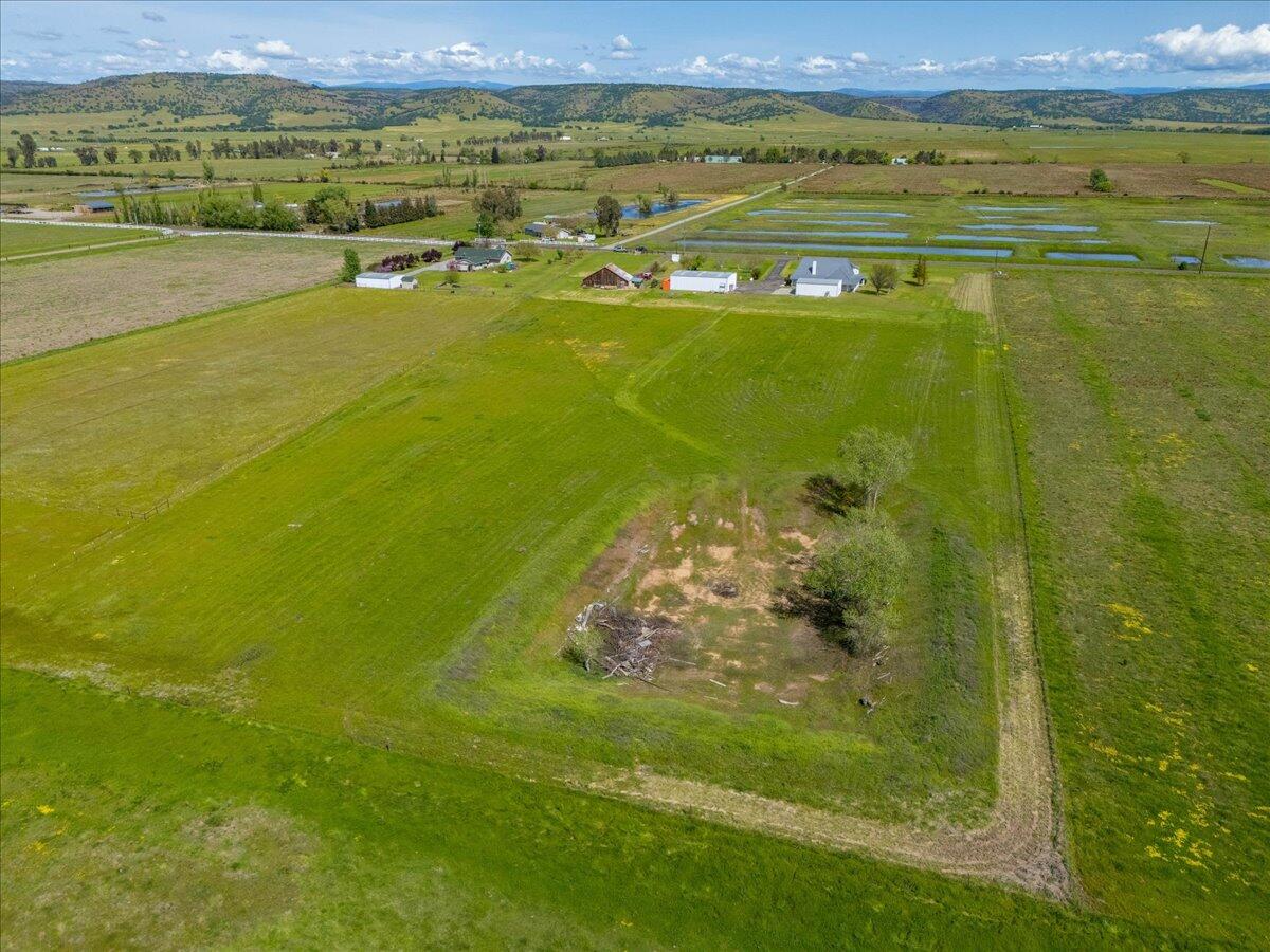 main property photo 61