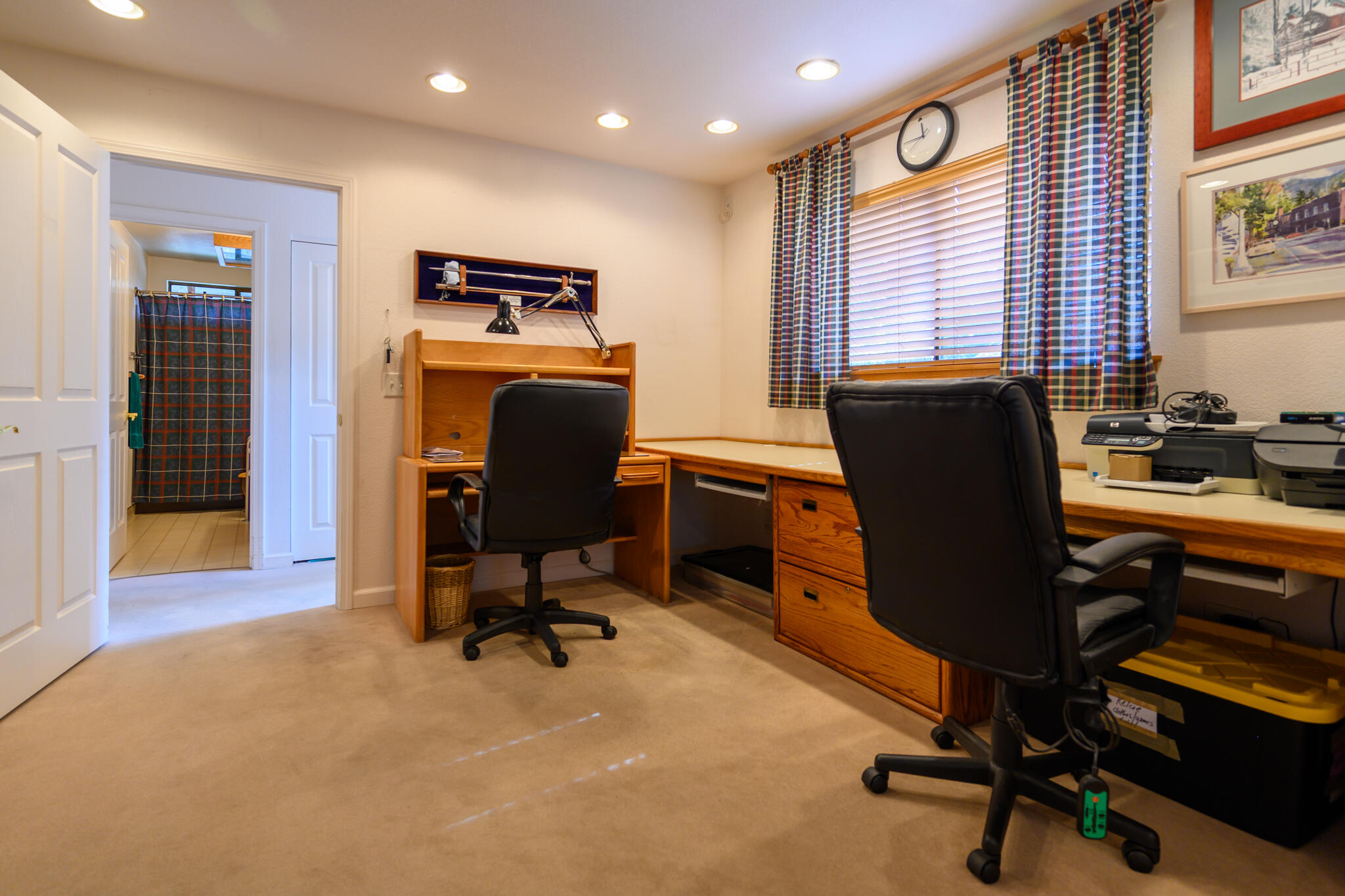main property photo 30