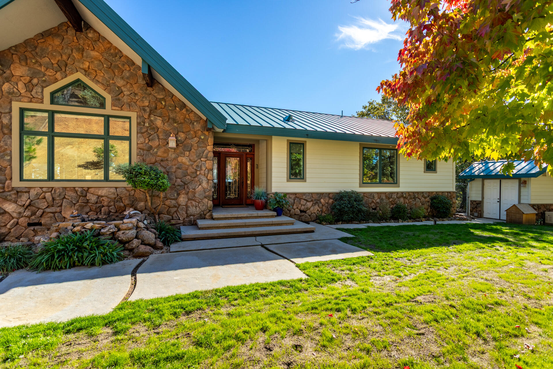 main property photo 41
