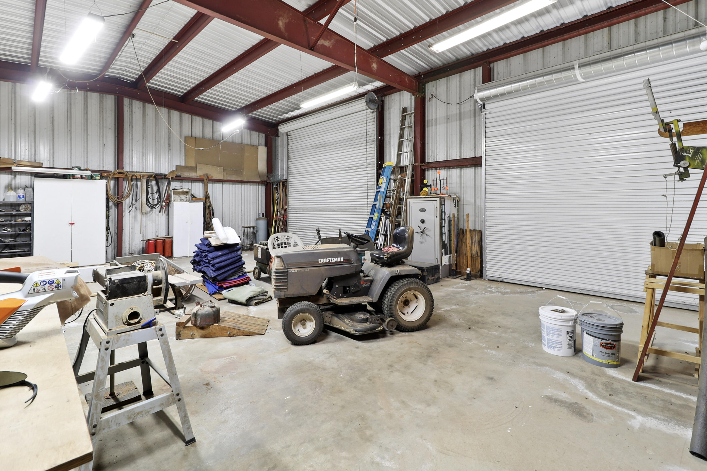 main property photo 43