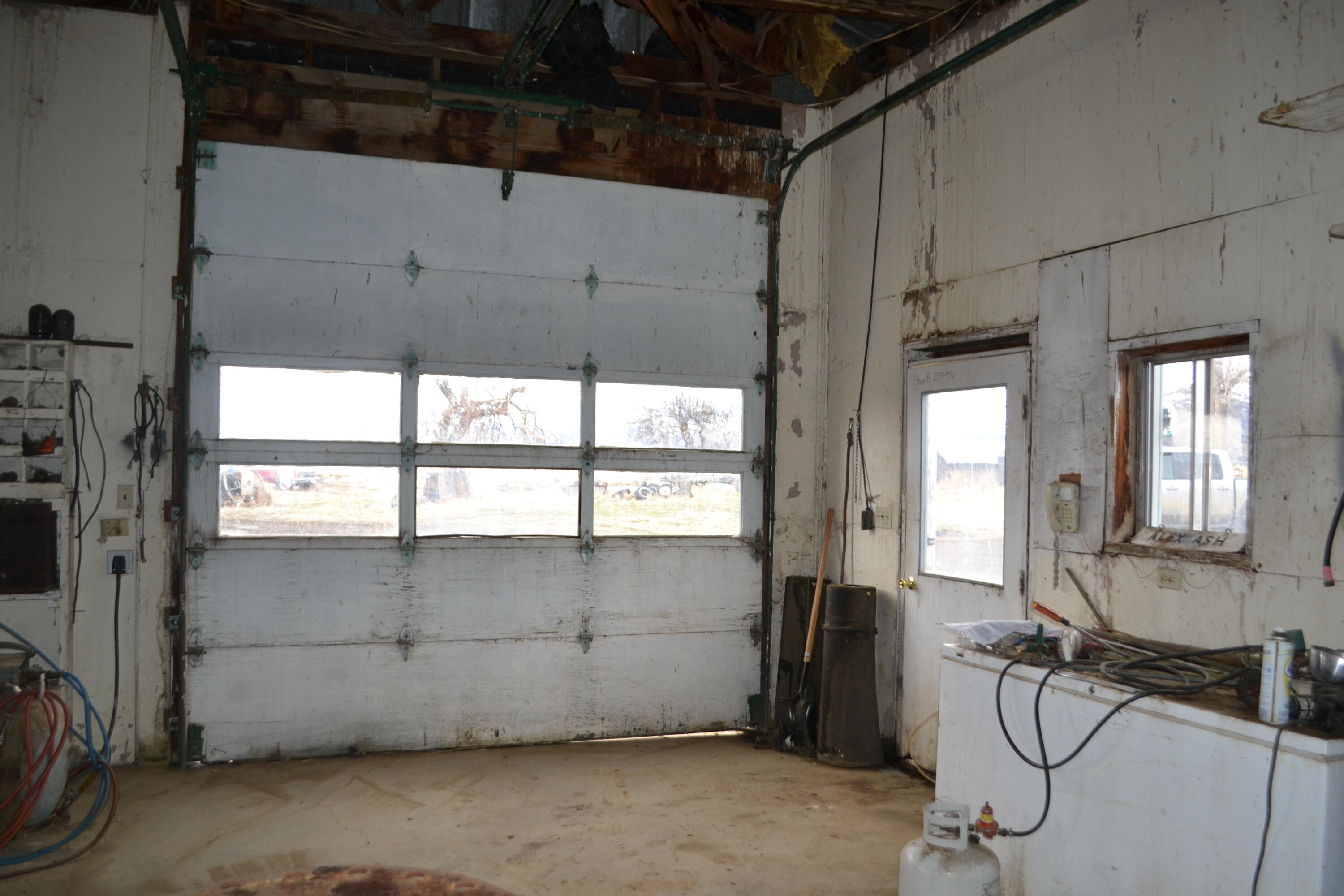main property photo 25