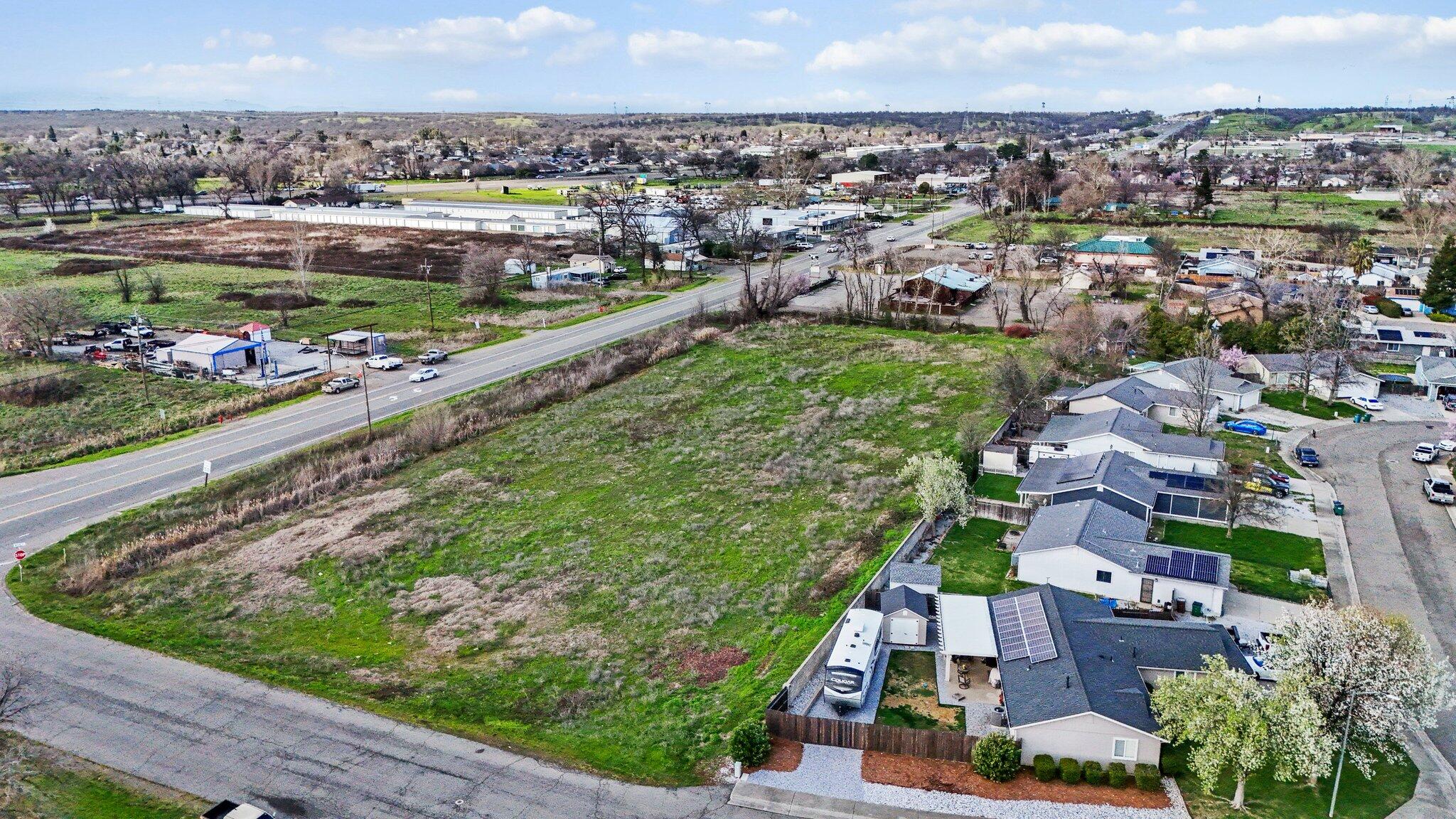 main property photo 9