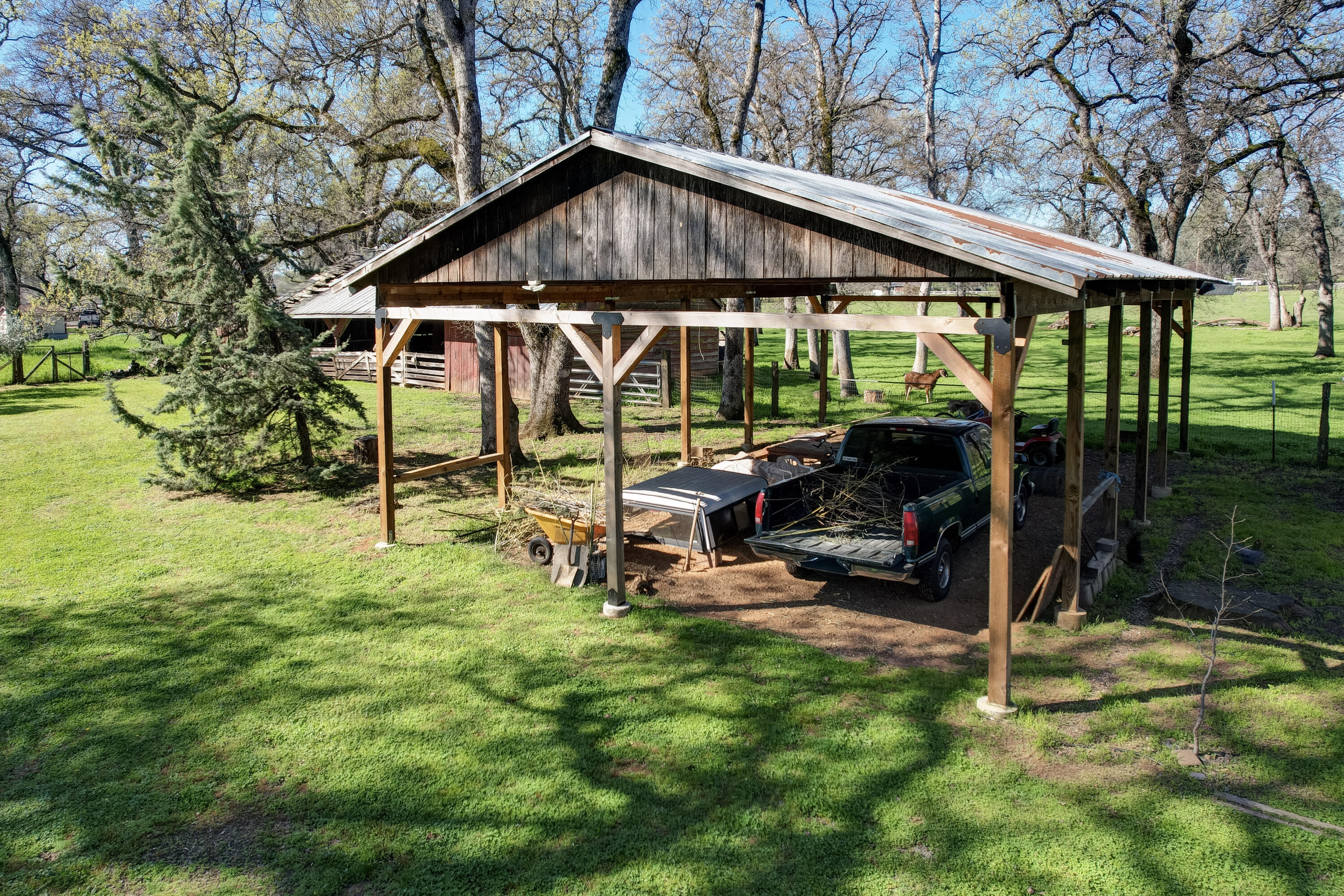 main property photo 47