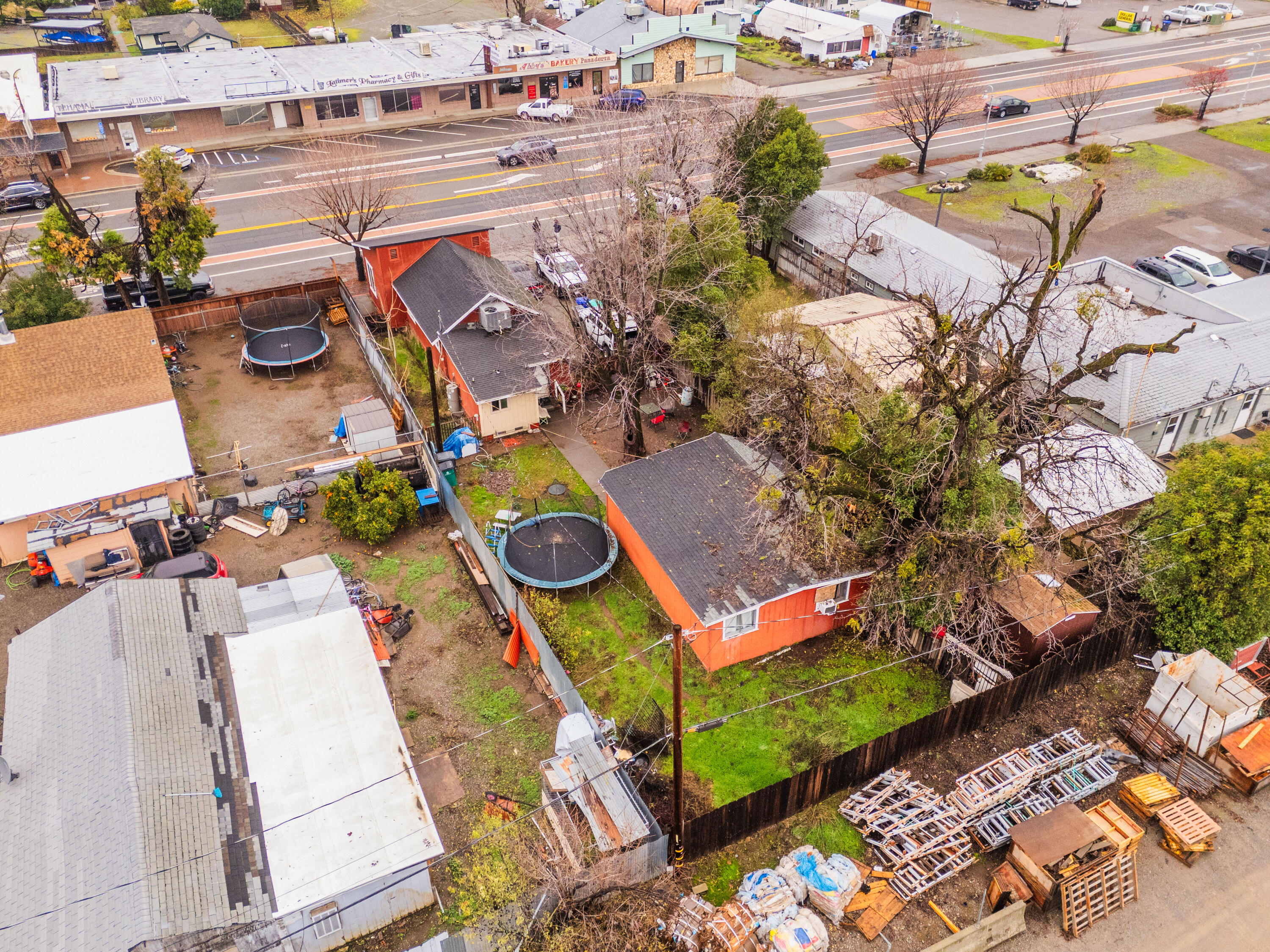 main property photo 17