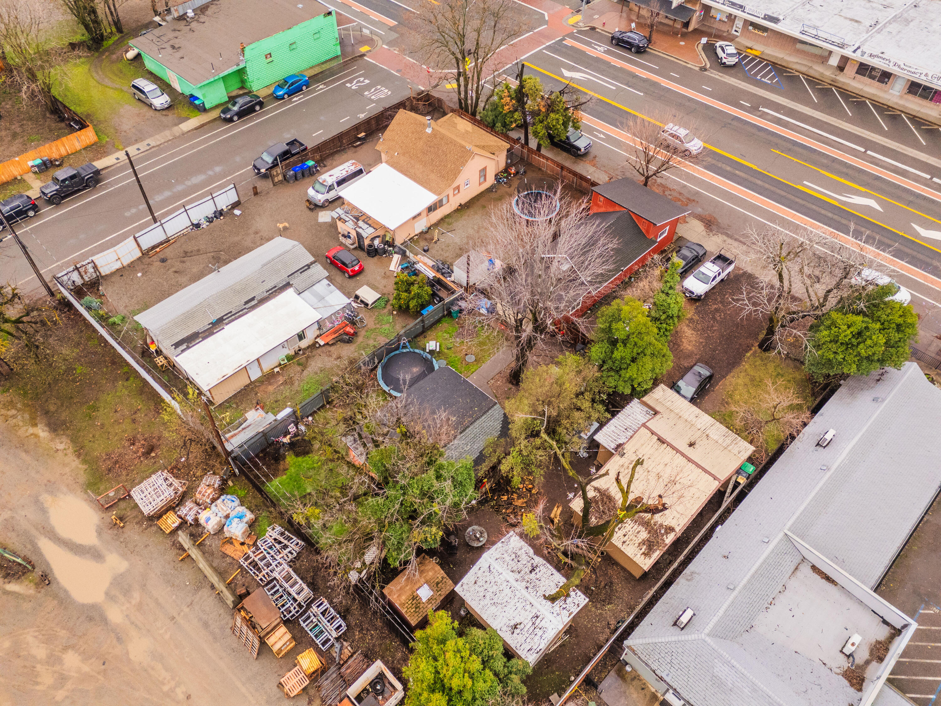 main property photo 19