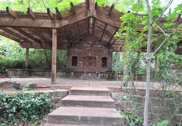 main property photo 41