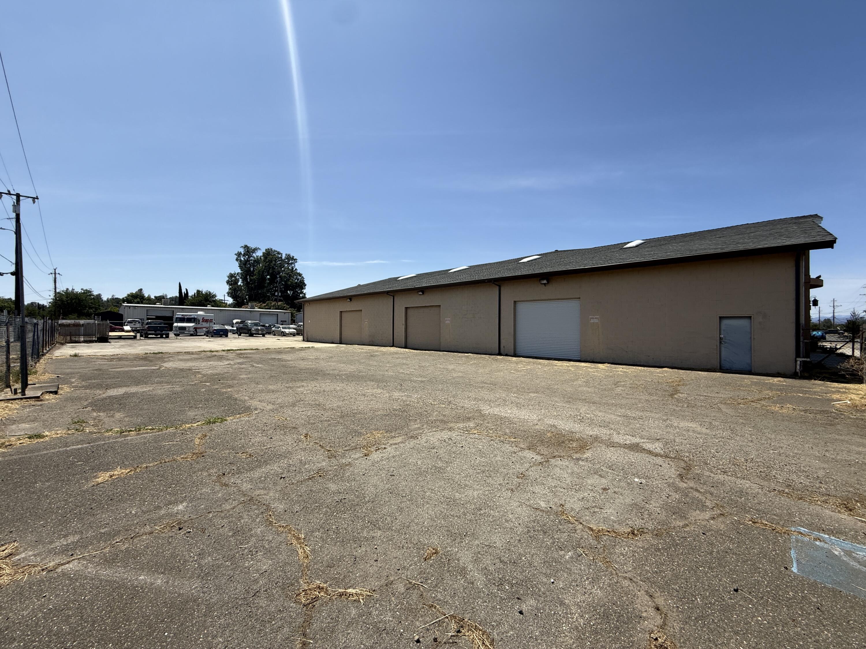 main property photo 12