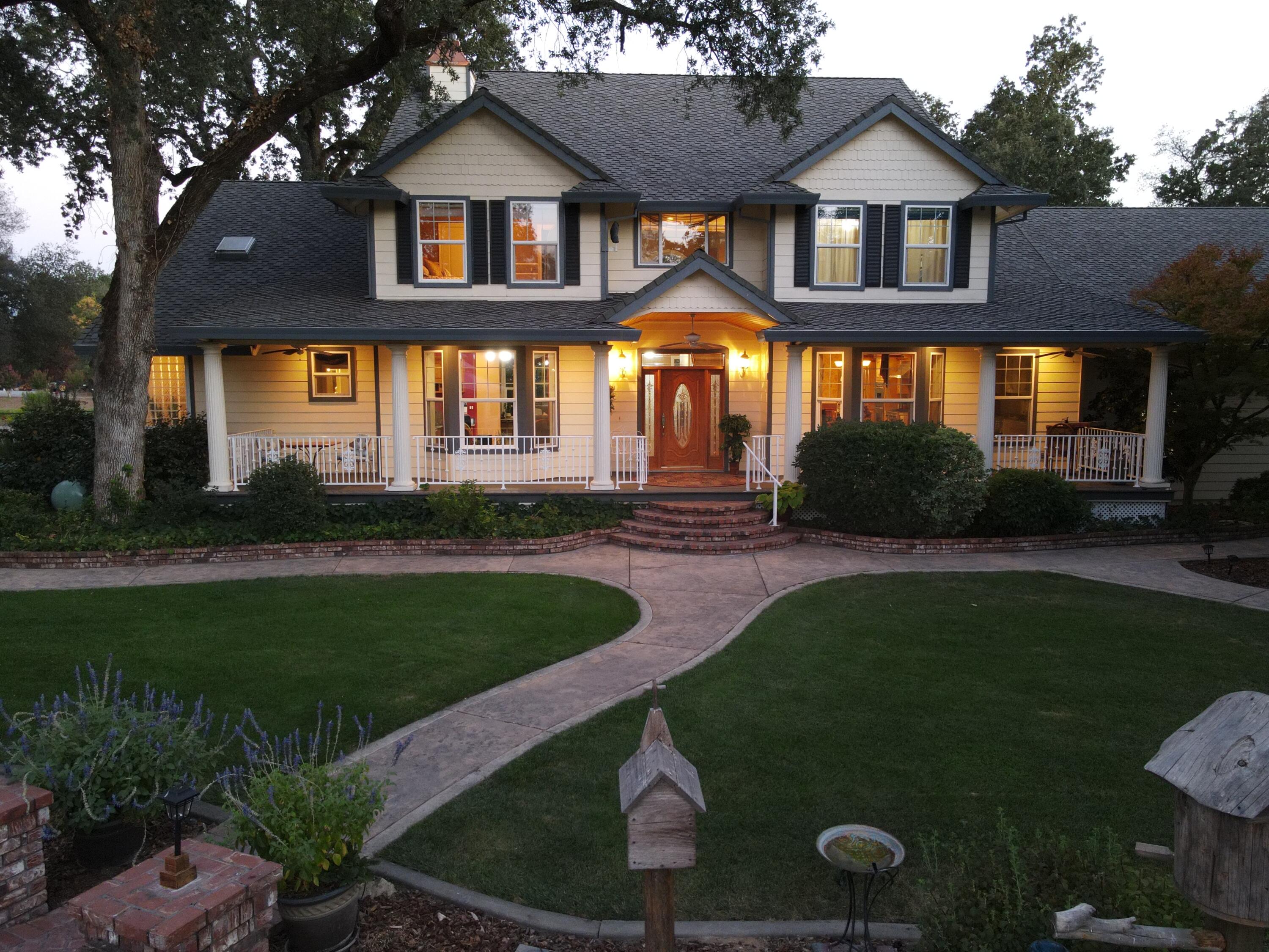 main property photo 14
