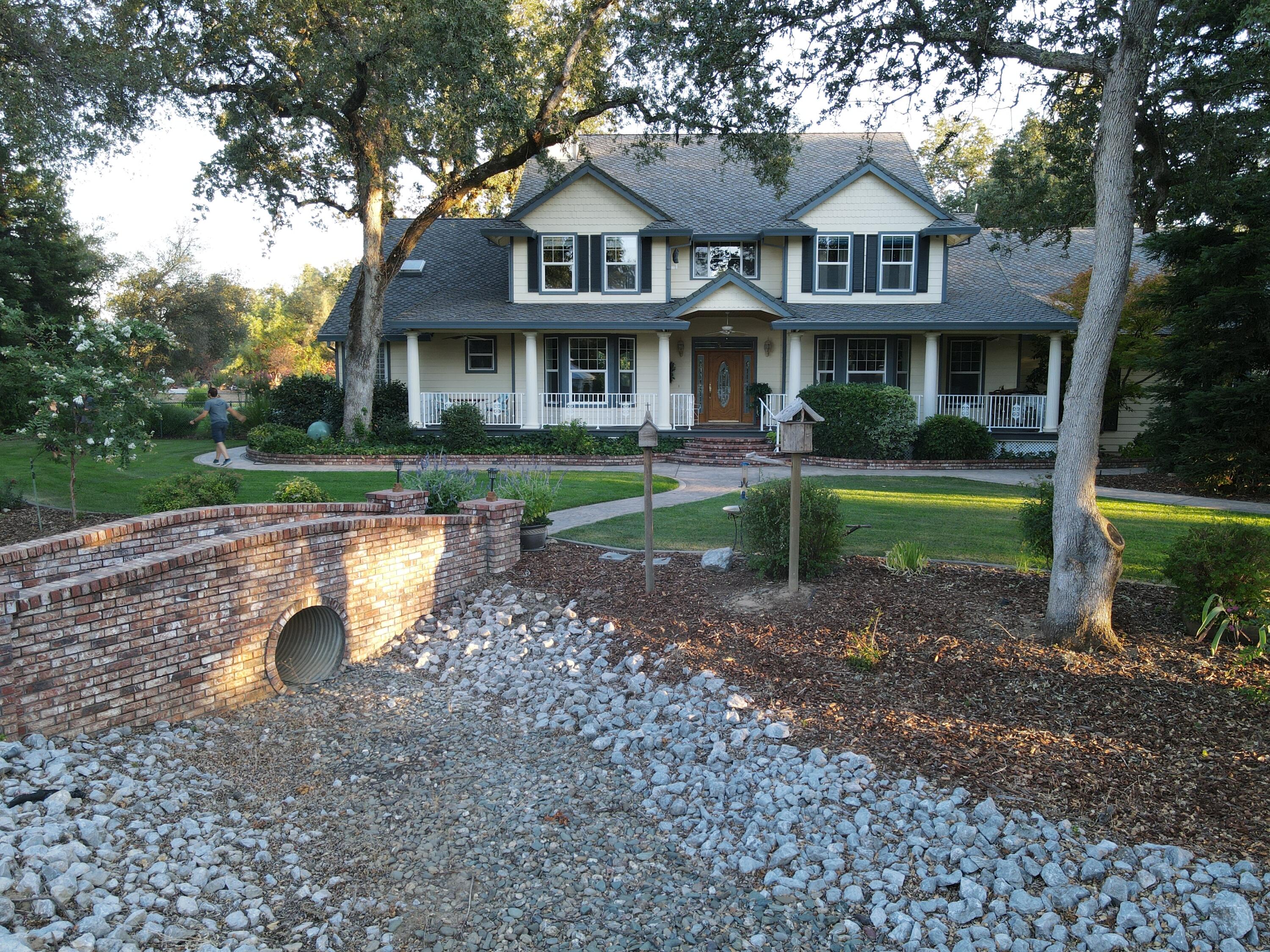 main property photo 20