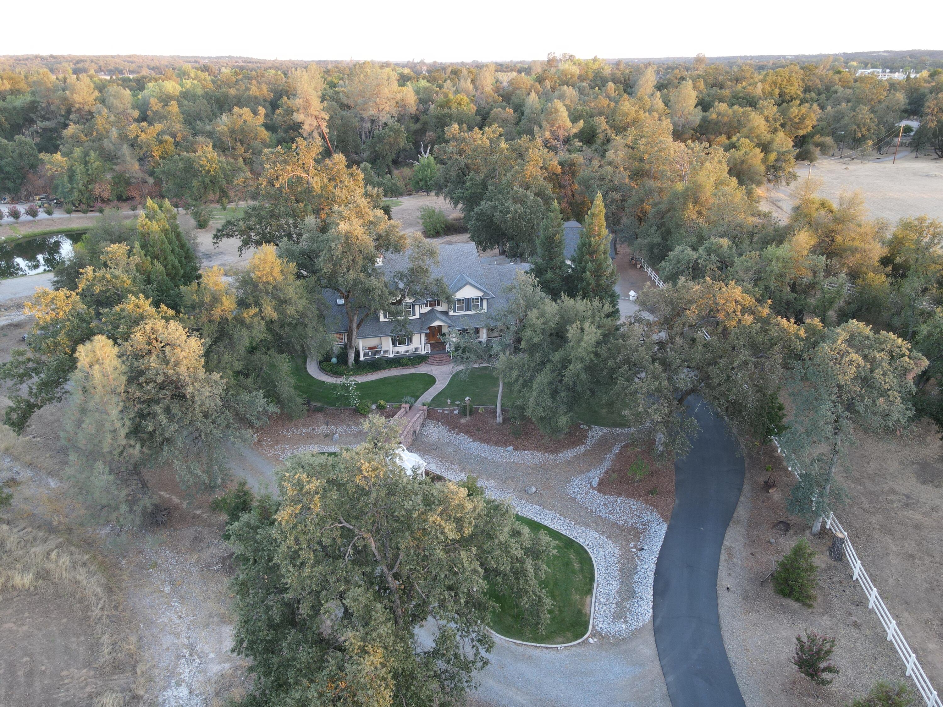 main property photo 32