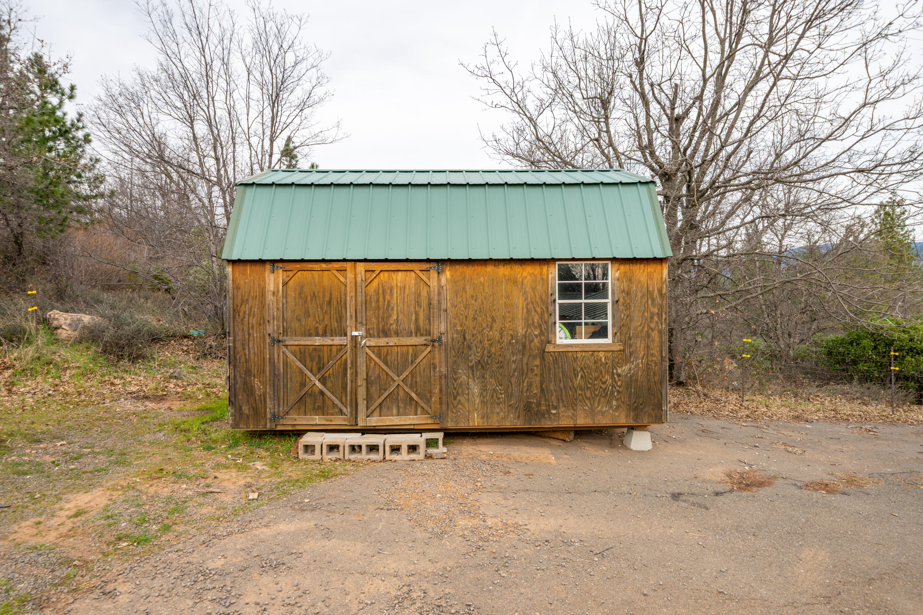 main property photo 38