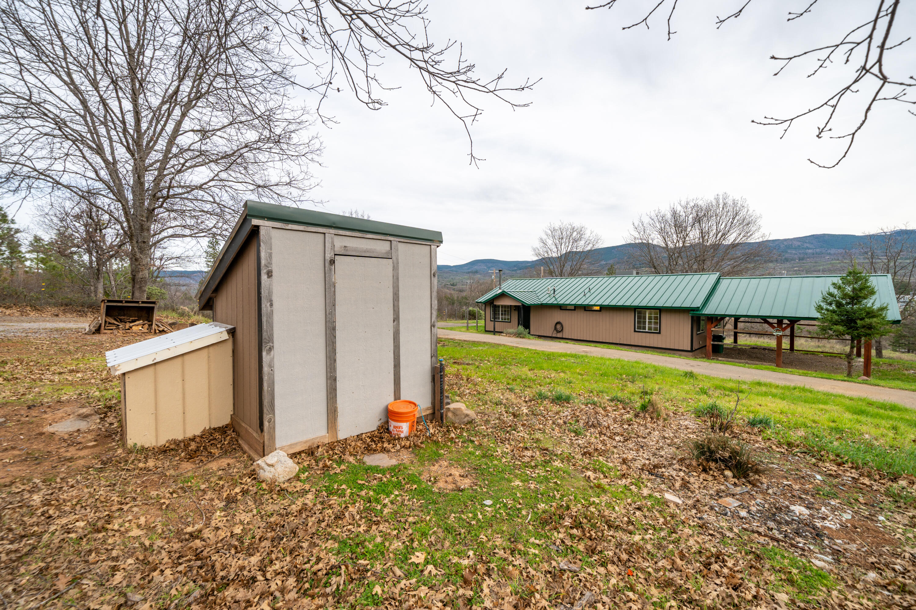 main property photo 41