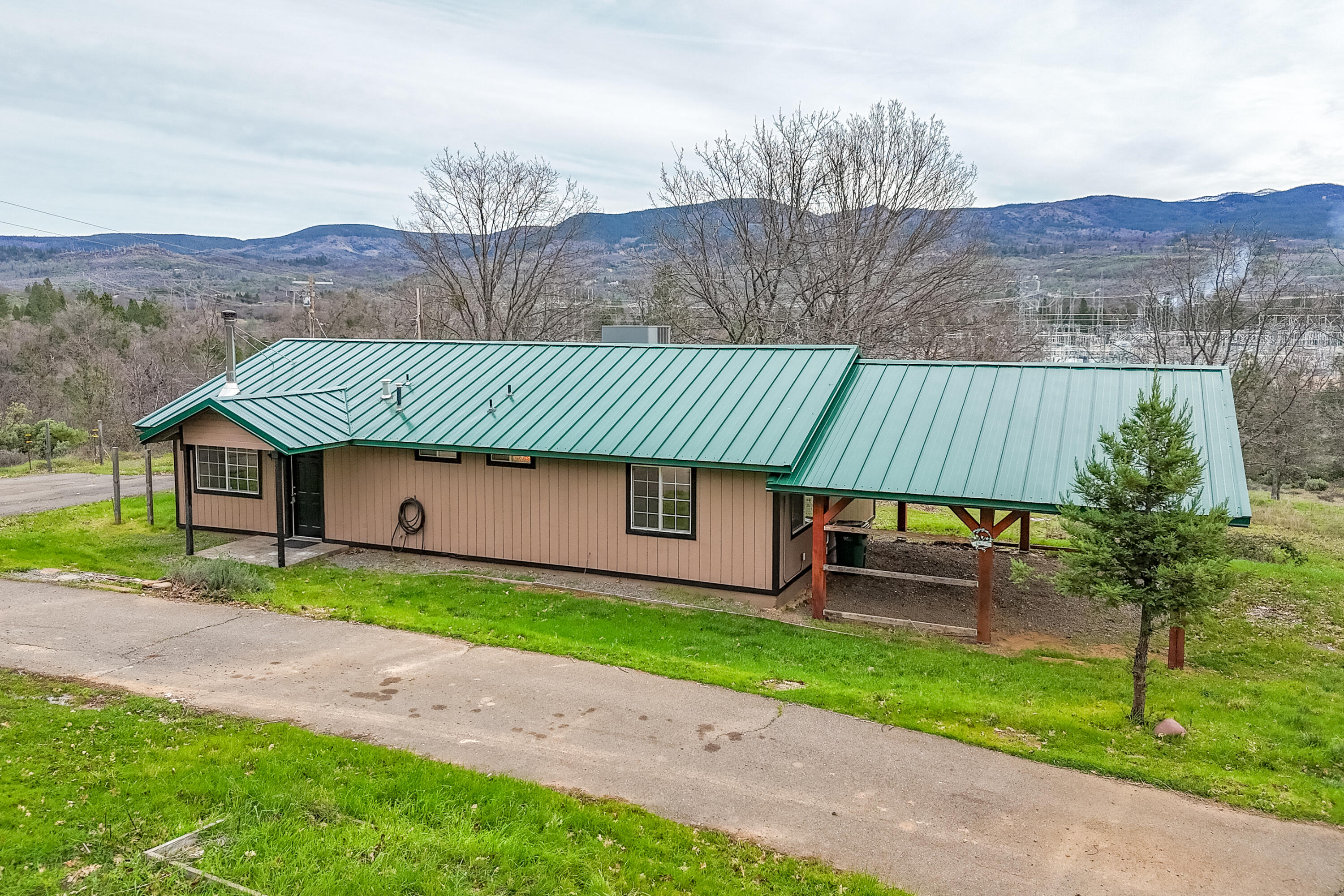 main property photo 60