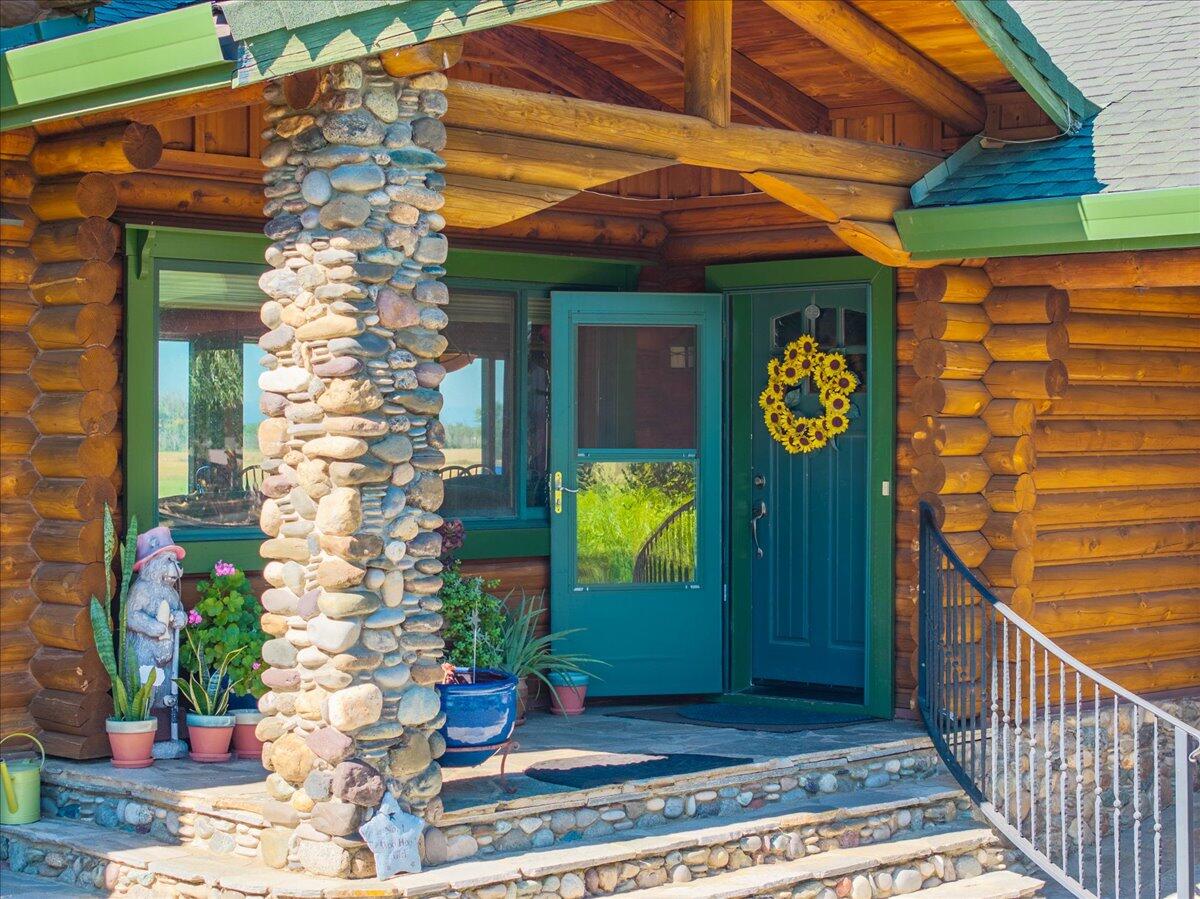 main property photo 45
