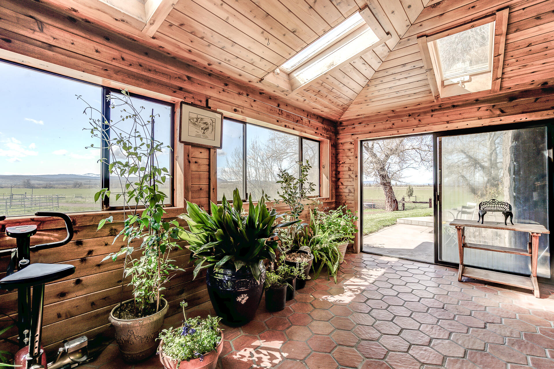 main property photo 59