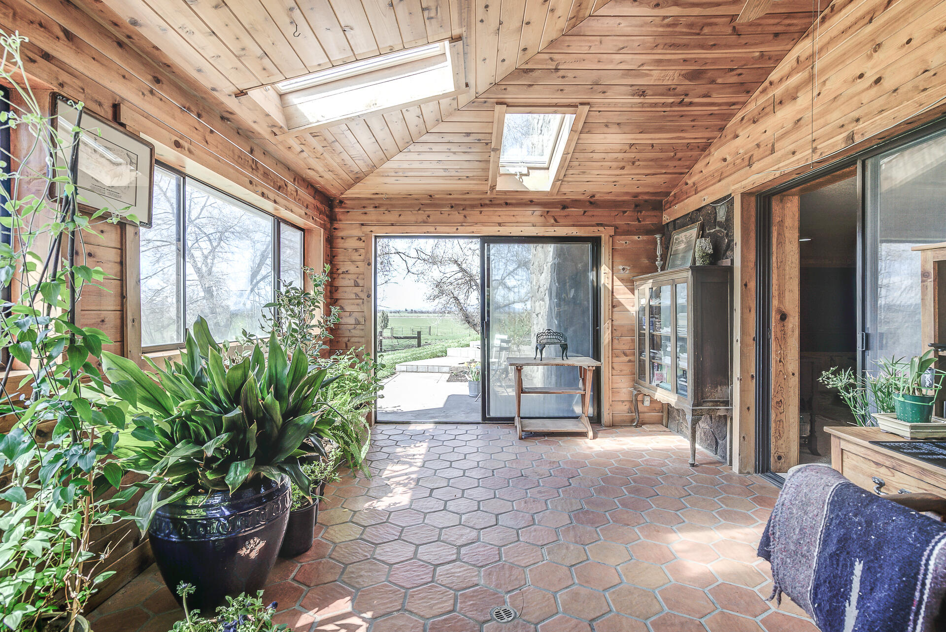 main property photo 60