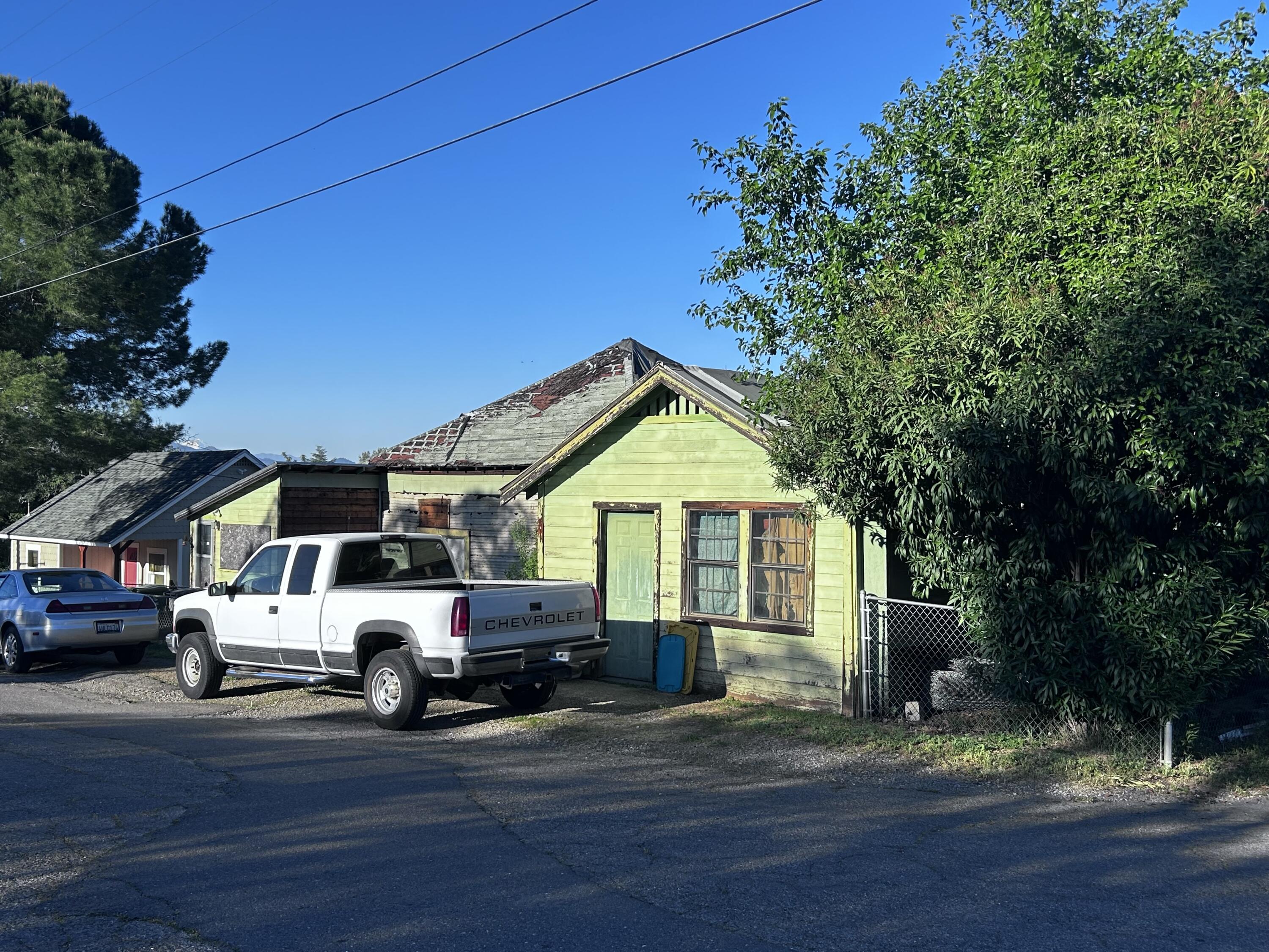 main property photo 9