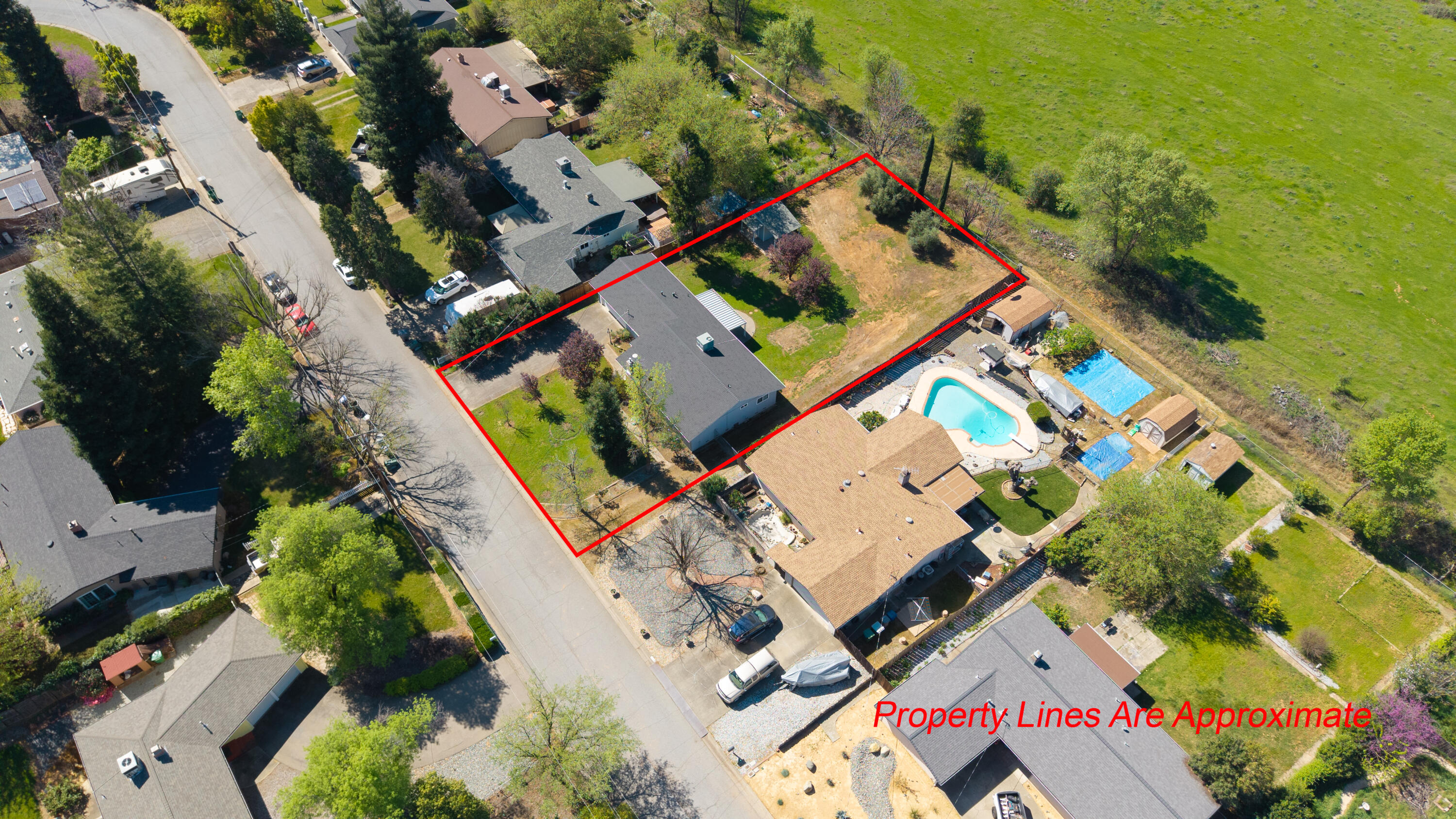 main property photo 14