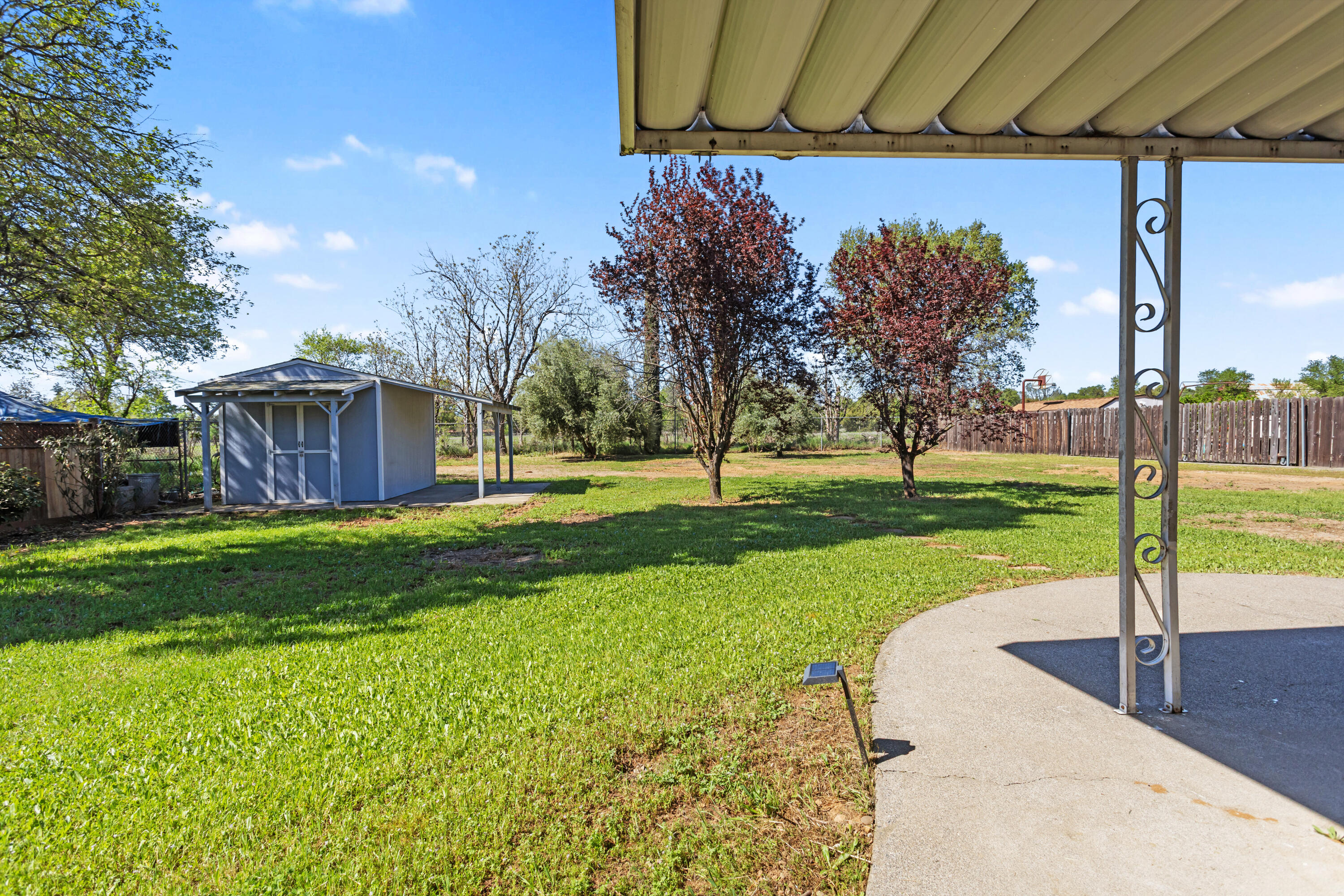 main property photo 6